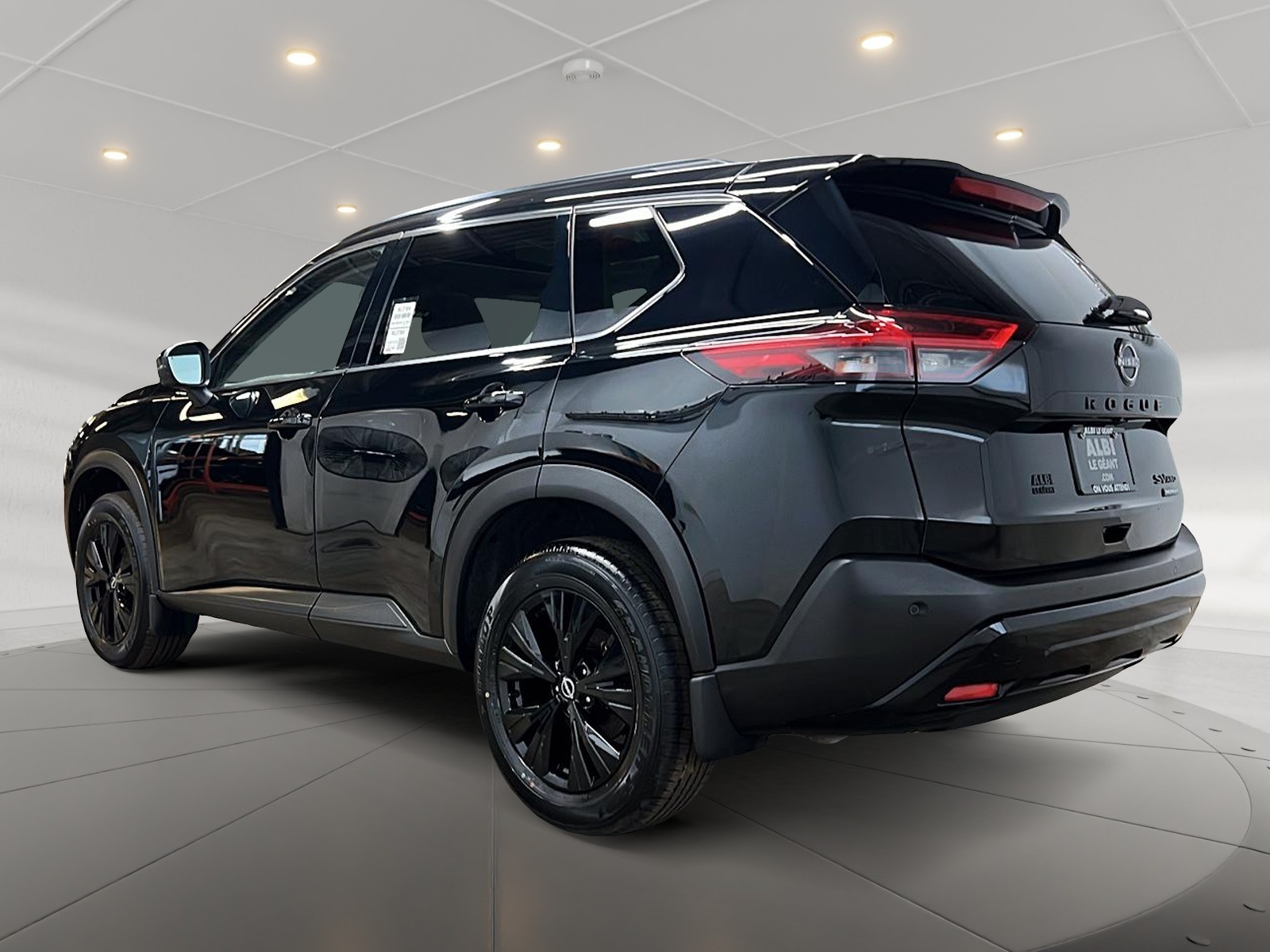 Nissan Rogue SV MIDNIGHT CUIR TOIT PANO 4RM 2023 — photo 6