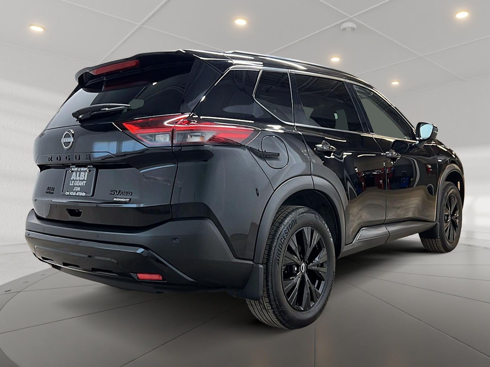 Nissan Rogue SV MIDNIGHT CUIR TOIT PANO 4RM 2023 — photo 4