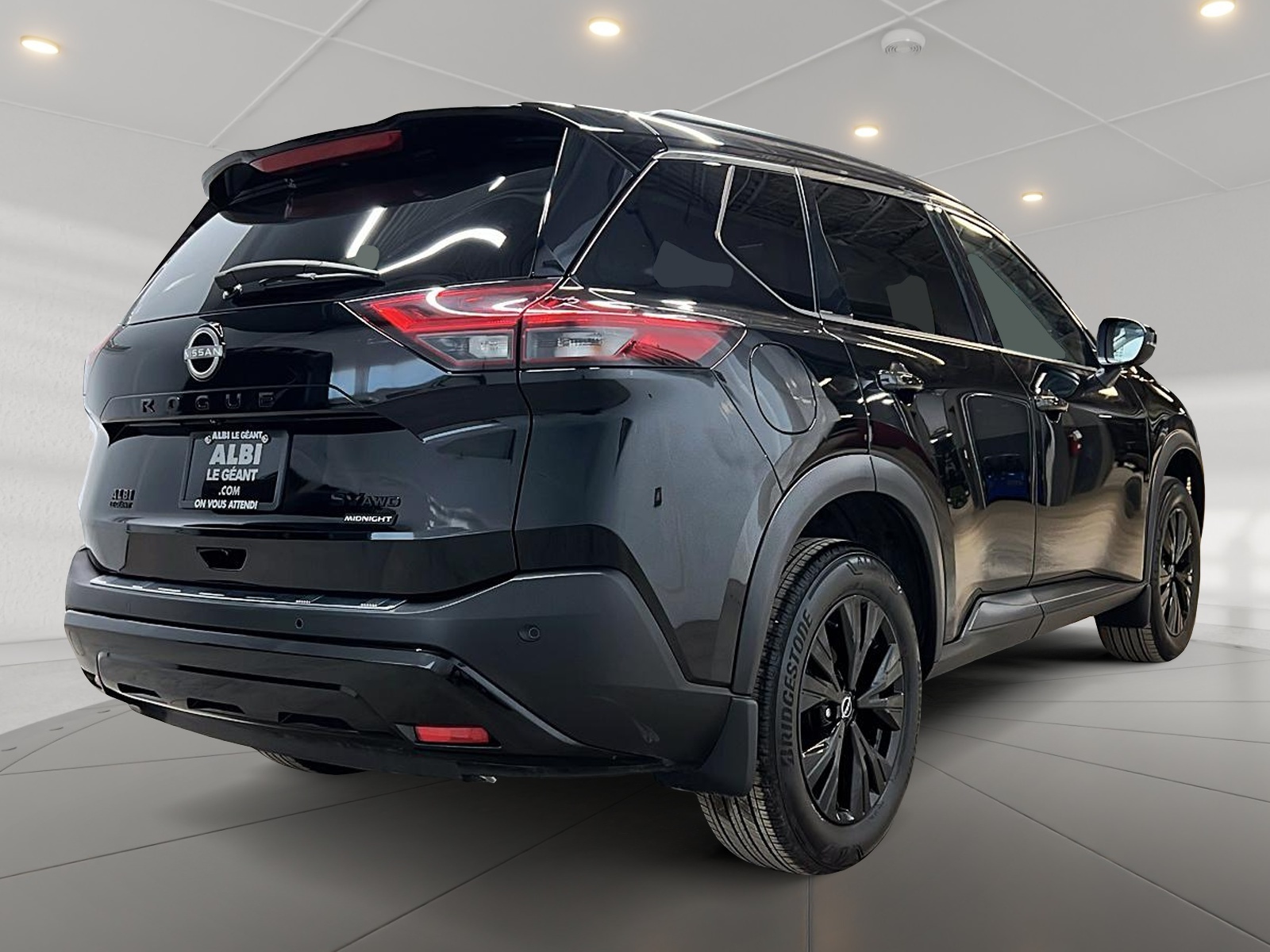 Nissan Rogue SV MIDNIGHT CUIR TOIT PANO 4RM 2023 — photo 4