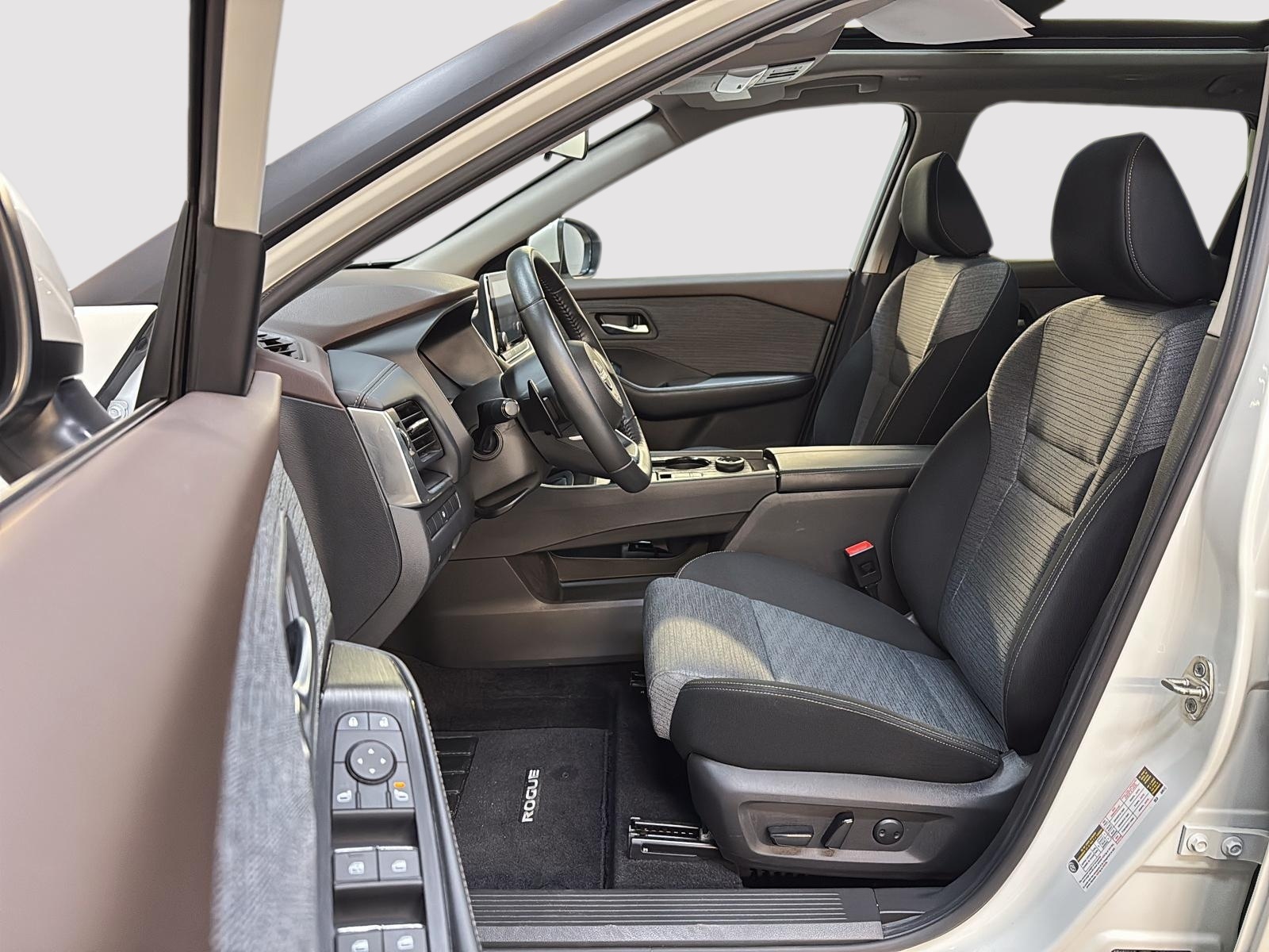 Nissan Rogue SV TOIT PANO 4RM 2023 — photo 7