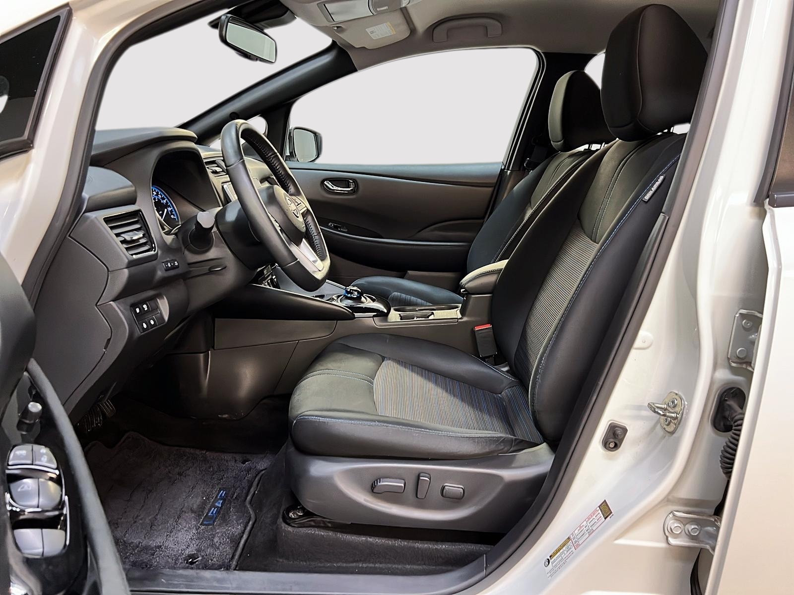 Nissan Leaf SV NAV 2024 — photo 7