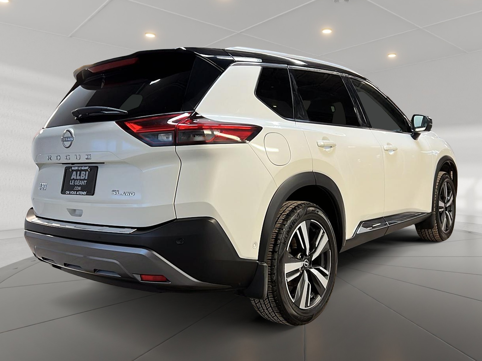 Nissan Rogue SL CUIR TOIT PANO NAV 4RM 2023 — photo 4