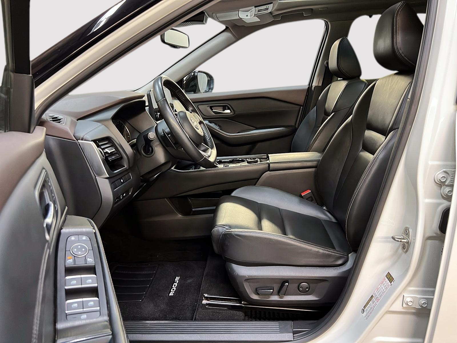 Nissan Rogue SL CUIR TOIT PANO NAV 4RM 2023 — photo 7