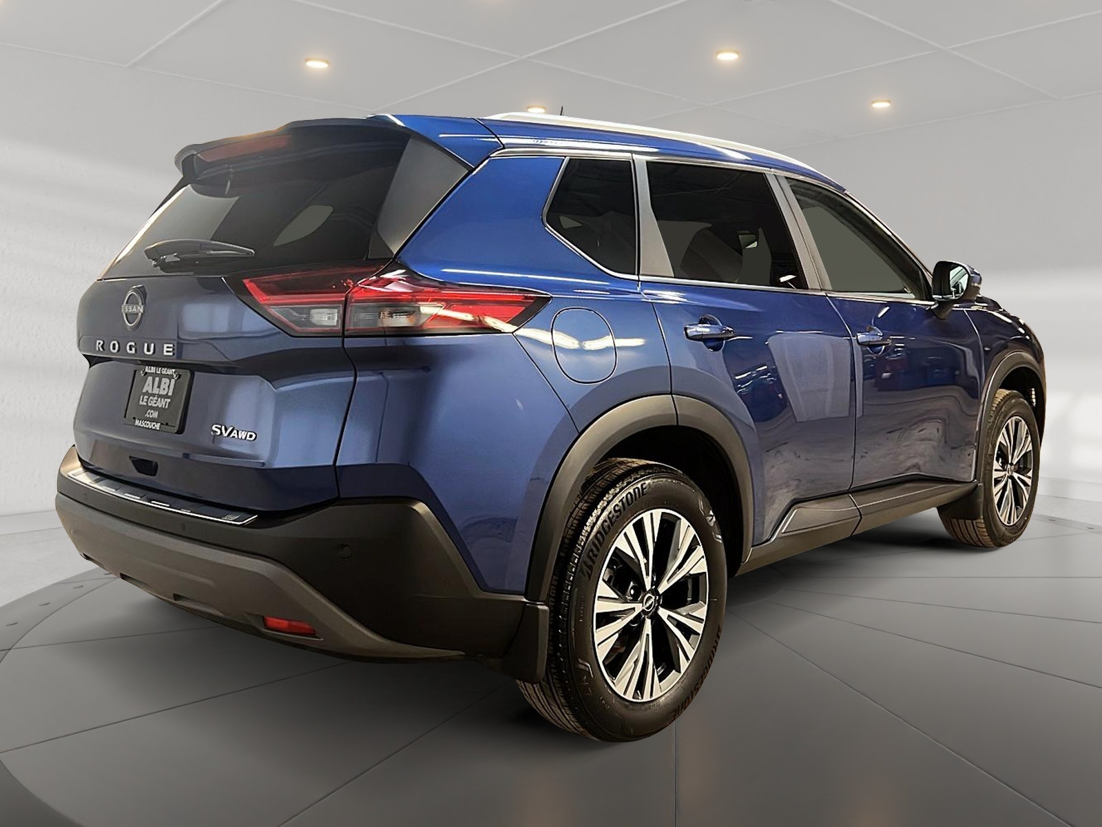 Nissan Rogue SV TOIT PANO 4RM 2023 — photo 4