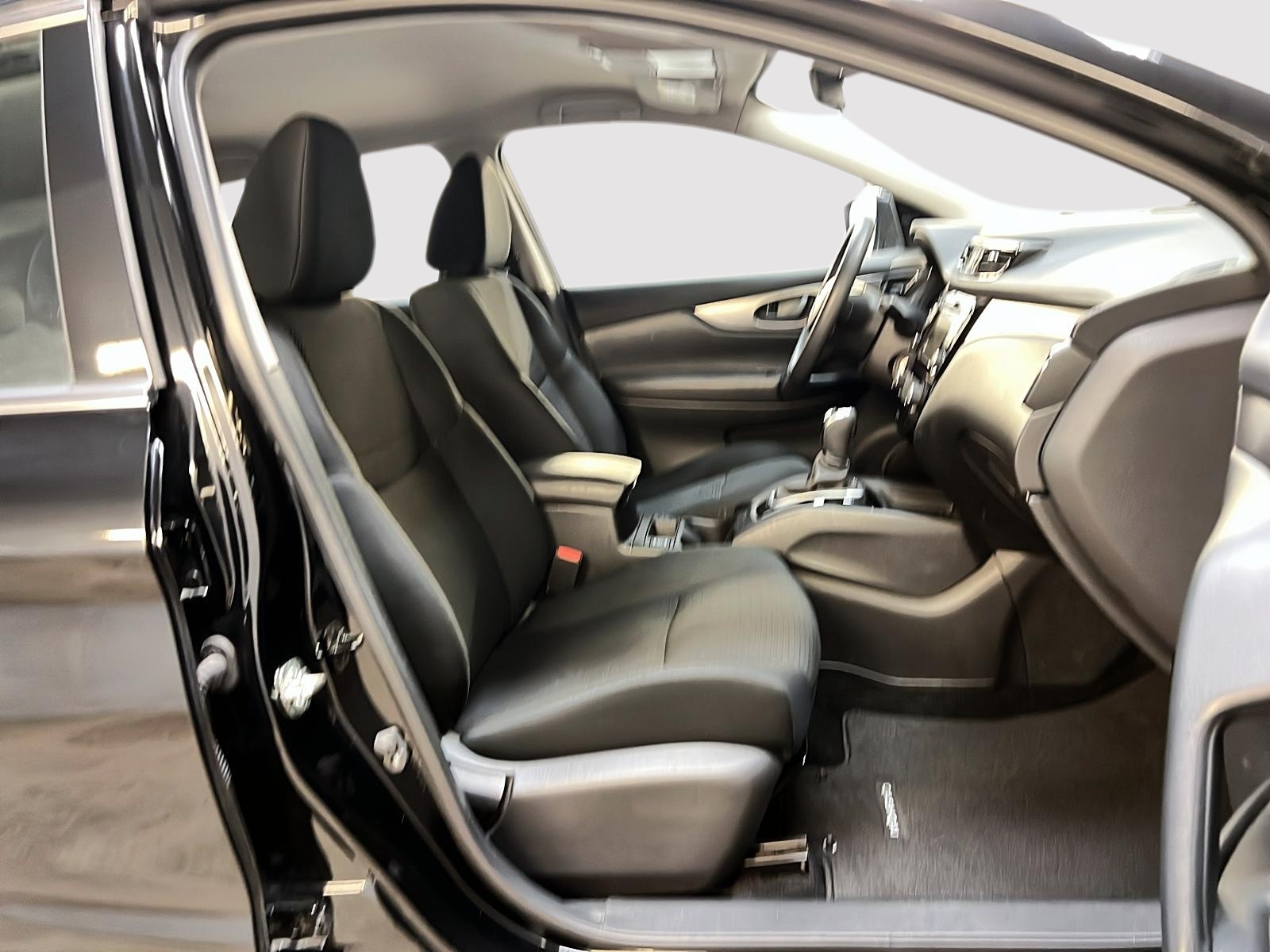 Nissan Qashqai S 4RM 2023 — photo 8