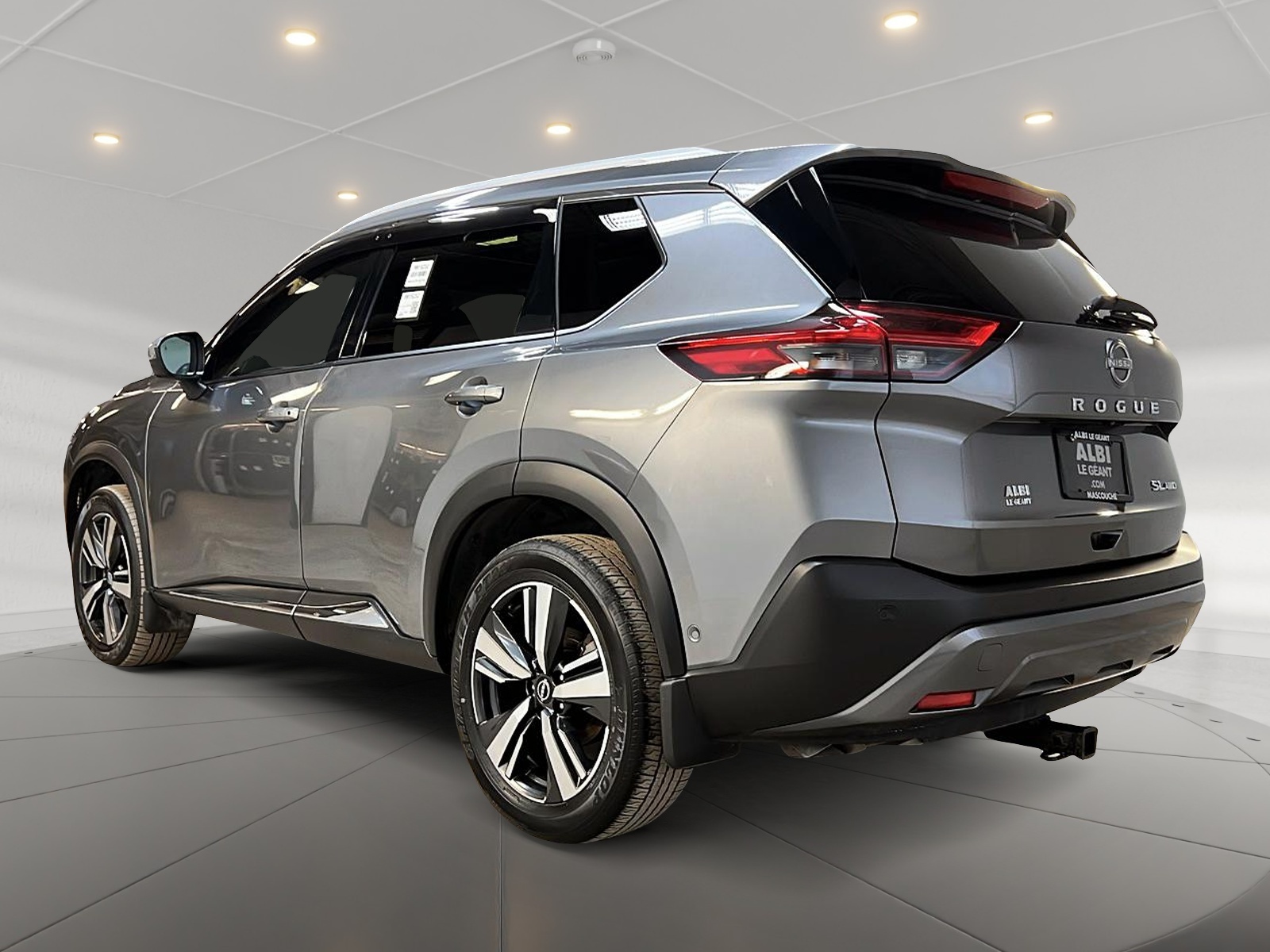 Nissan Rogue SL CUIR TOIT PANO NAV 4RM 2023 — photo 6