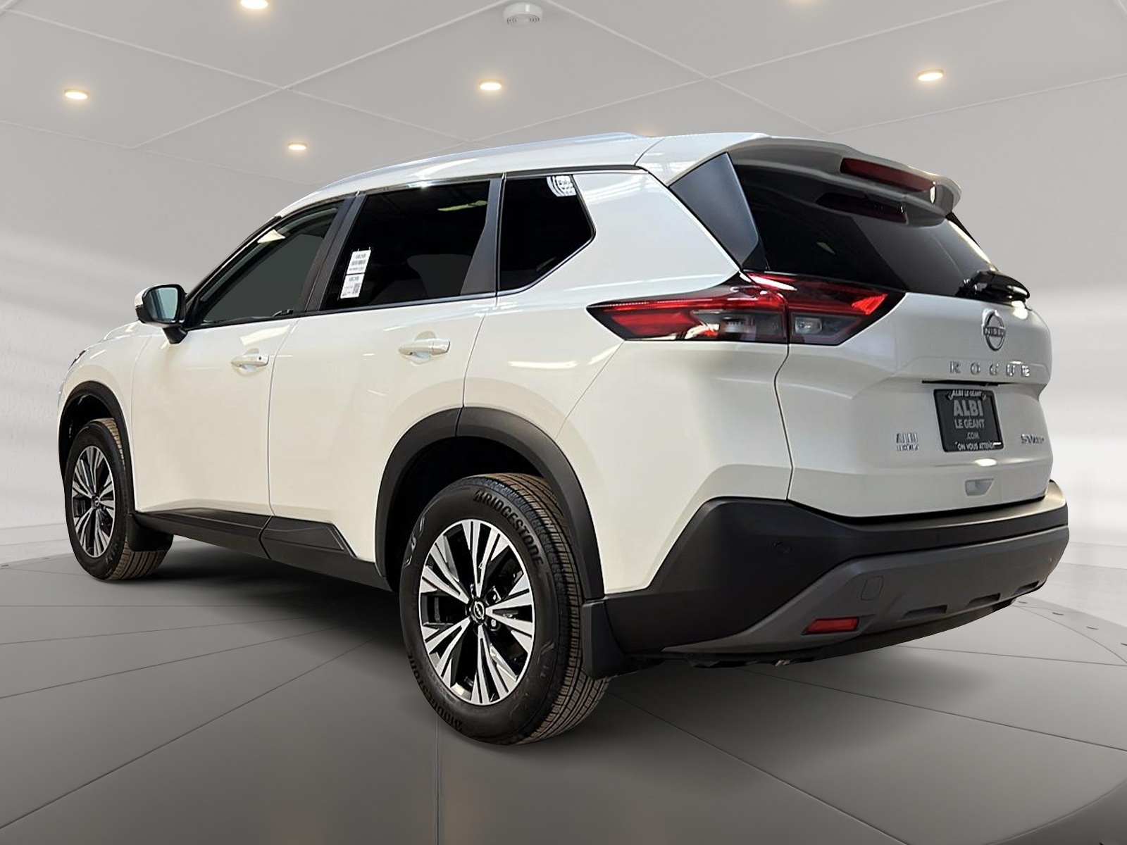 Nissan Rogue SV TOIT PANO 4RM 2023 — photo 6