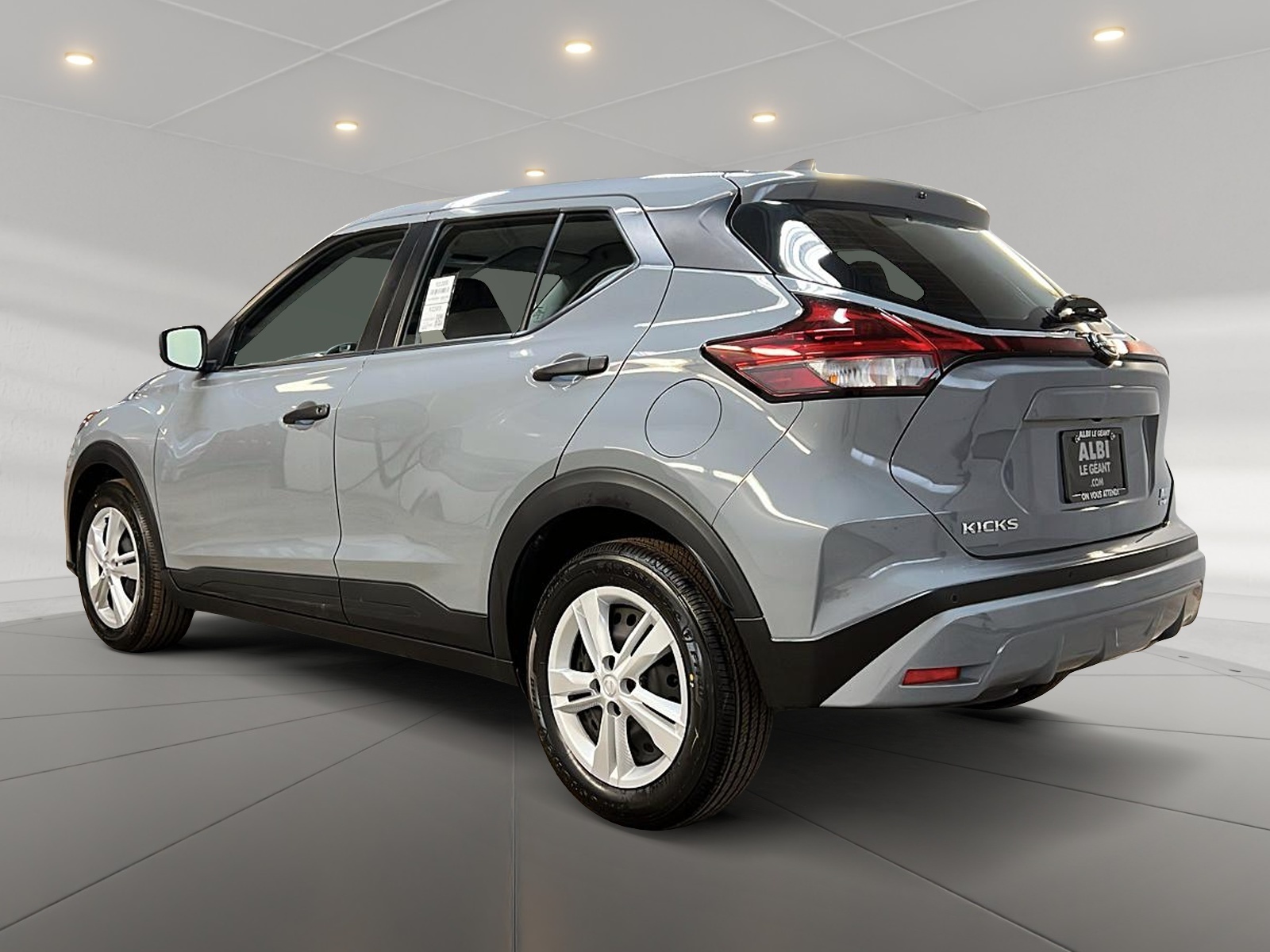 Nissan Kicks S 2024 — photo 6