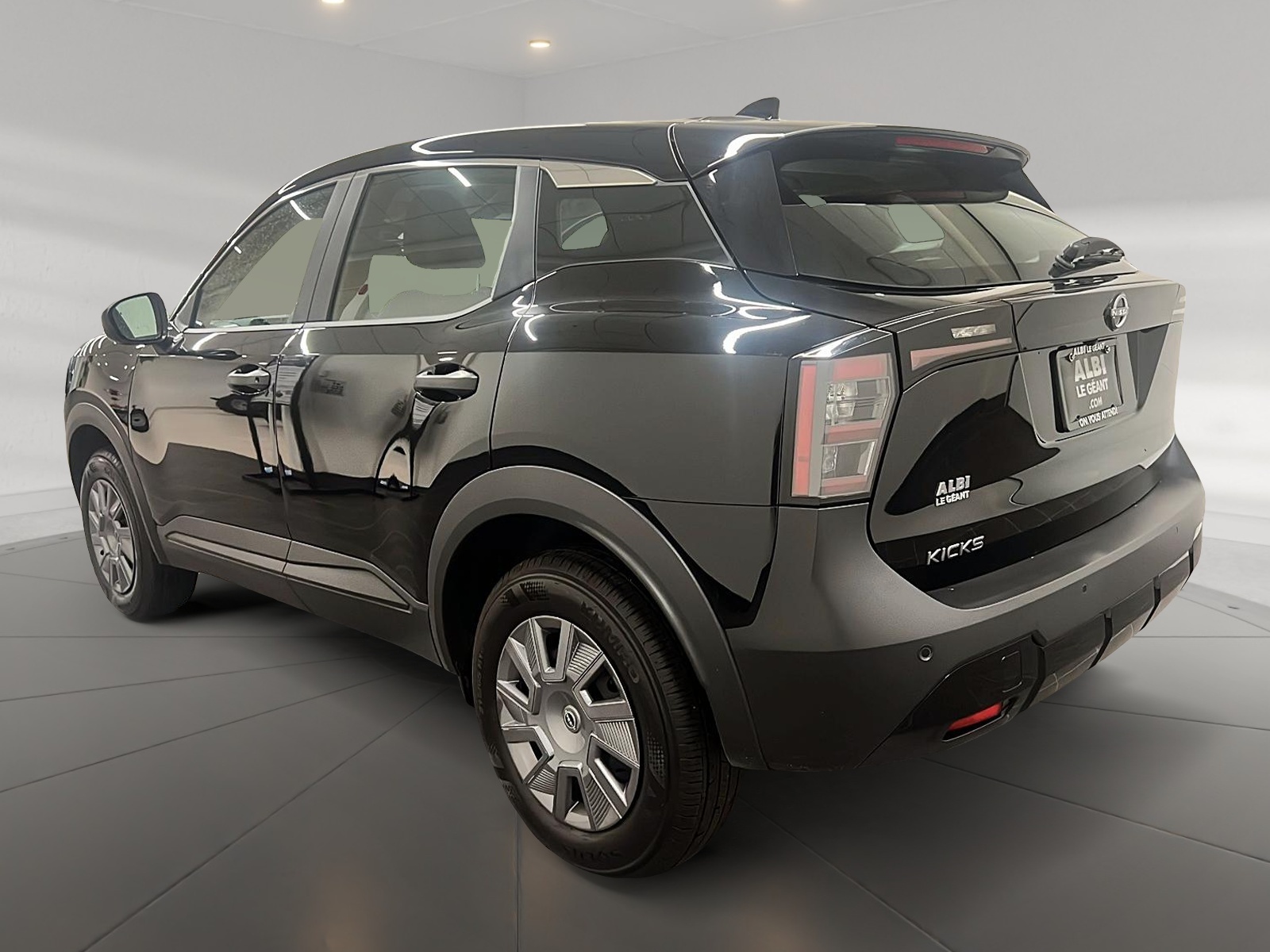 Nissan Kicks S 2025 — photo 6