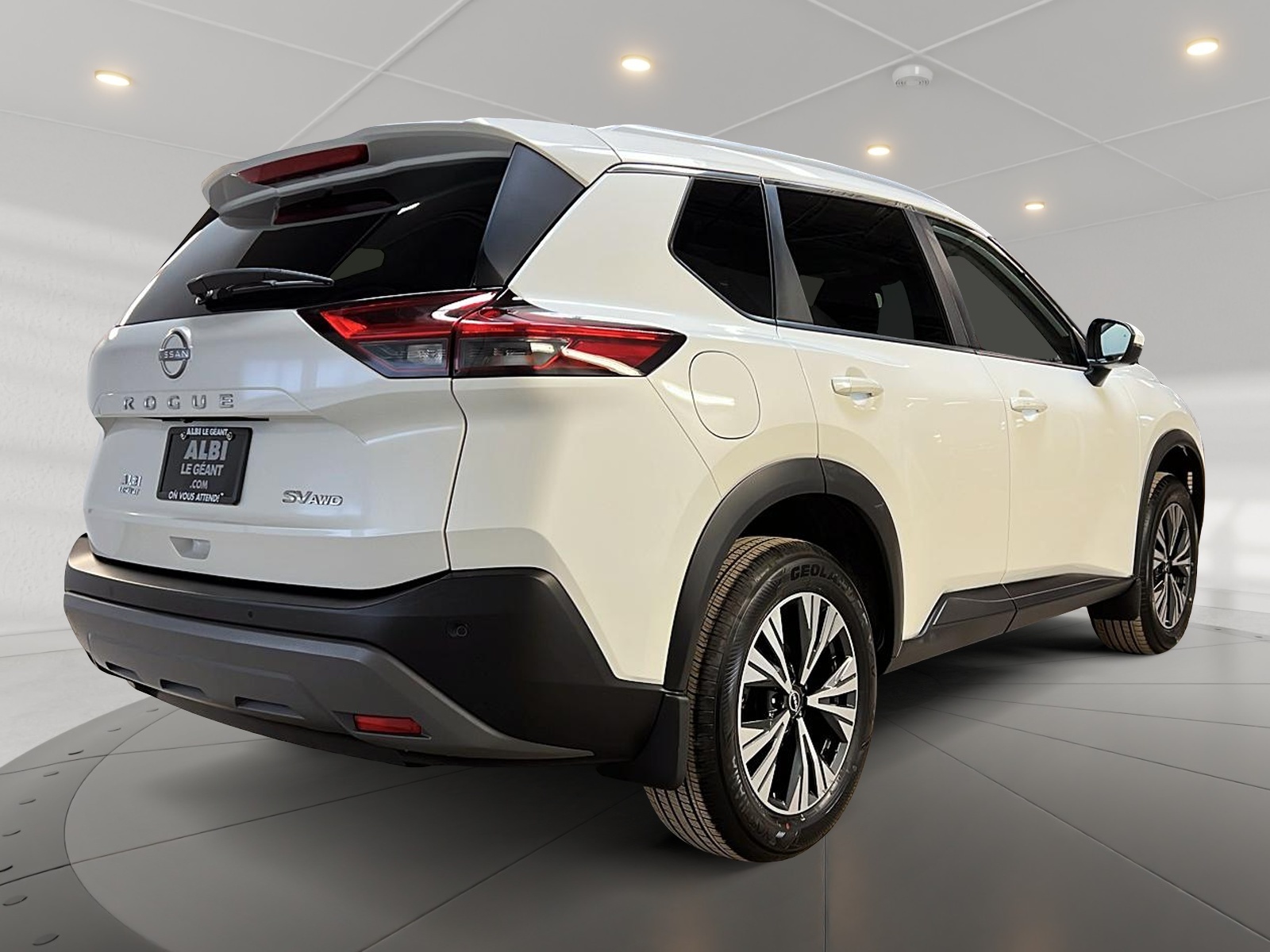 Nissan Rogue SV TOIT PANO 4RM 2023 — photo 4