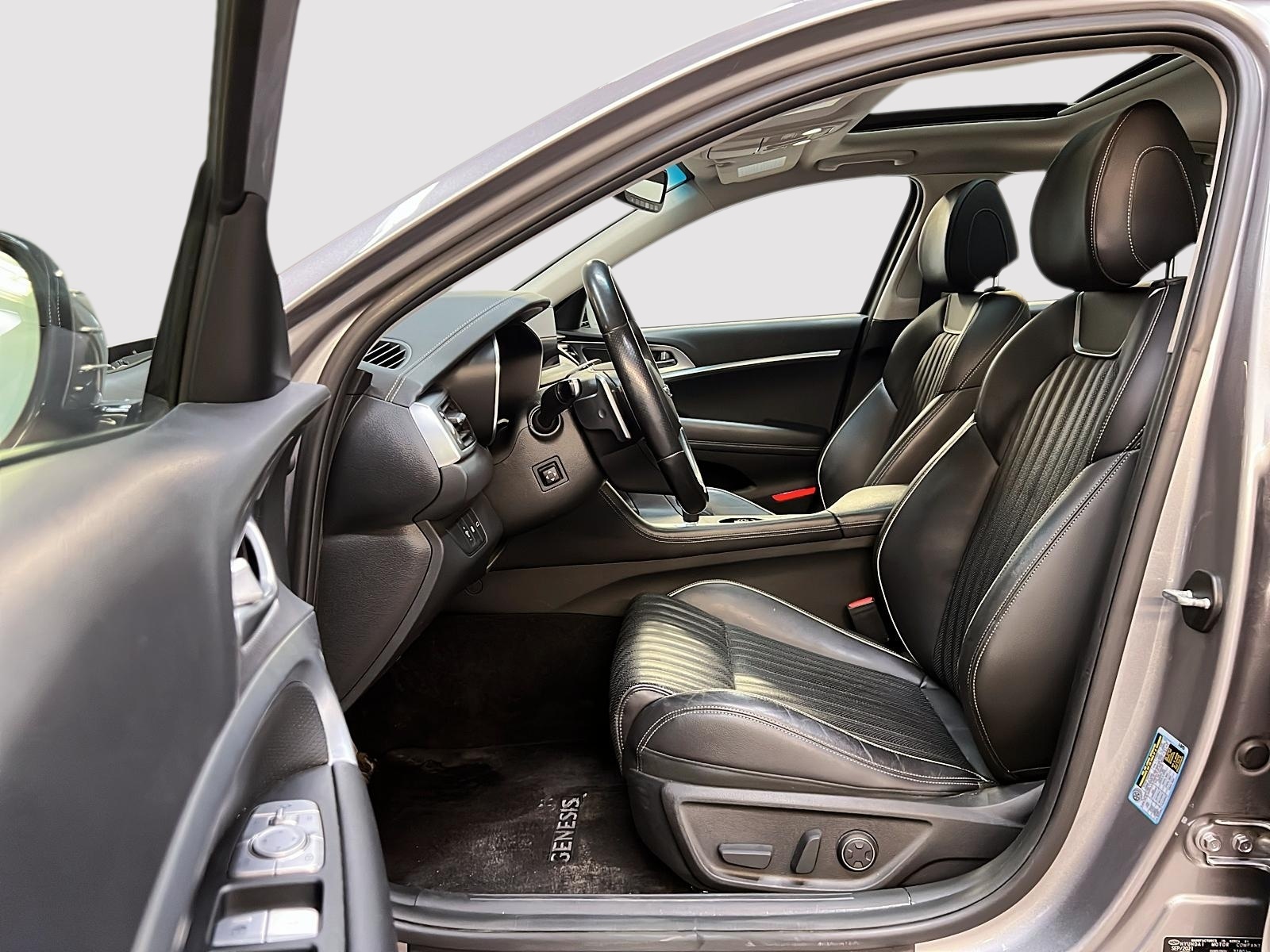 Genesis G70 ADVANCED 2.0T CUIR TOIT NAV 4RM 2022 — photo 7