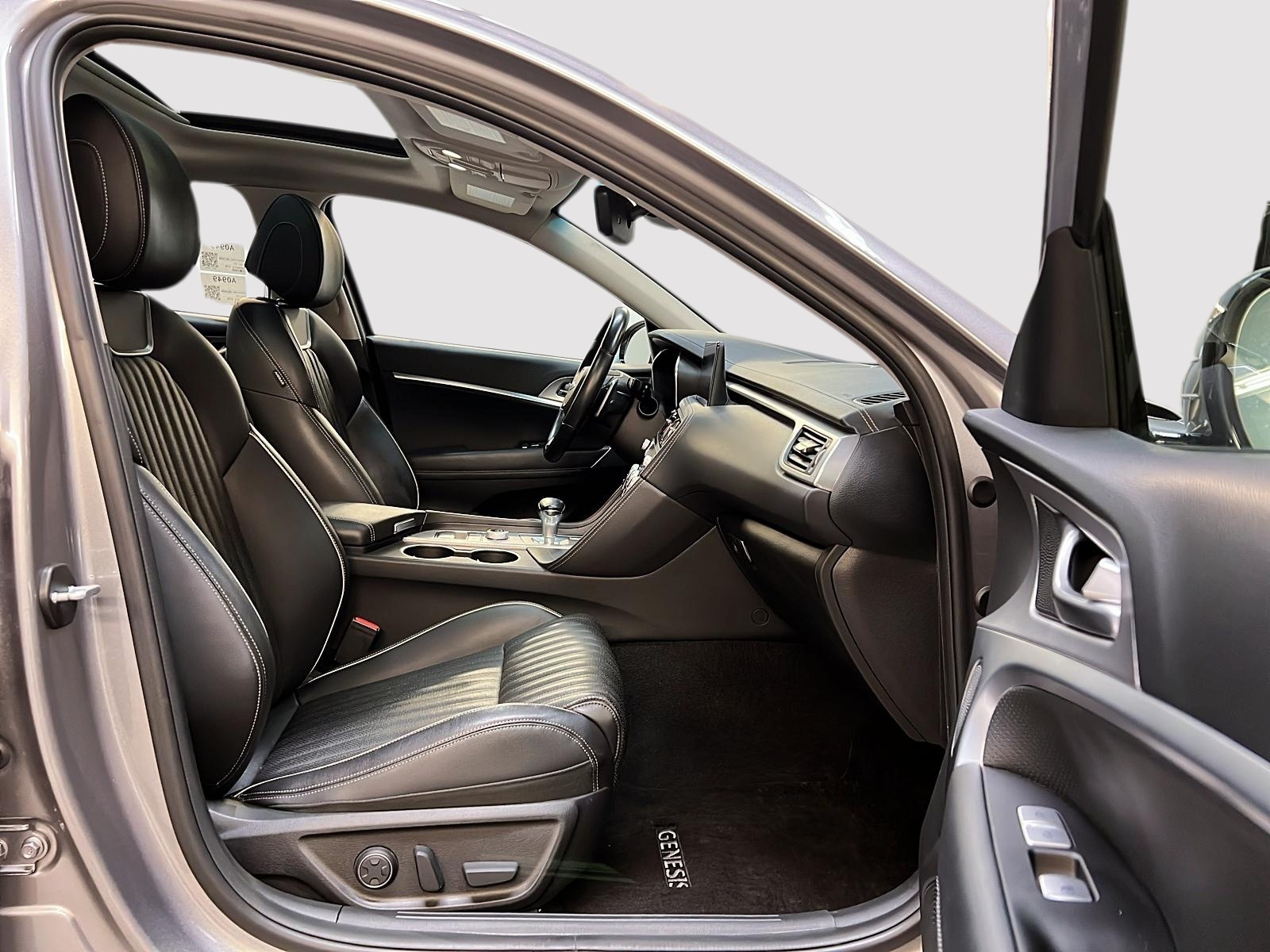 Genesis G70 ADVANCED 2.0T CUIR TOIT NAV 4RM 2022 — photo 8