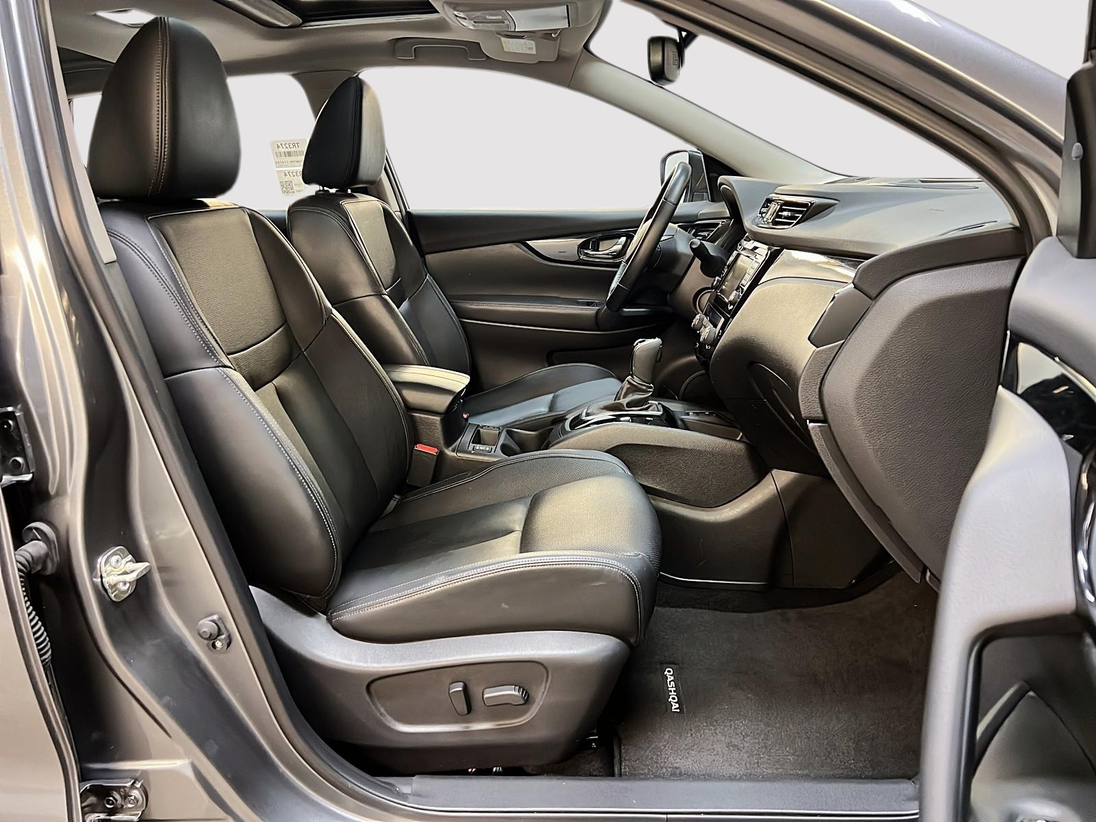 Nissan Qashqai SL PLATINUM CUIR TOIT NAV 4RM 2023 — photo 8