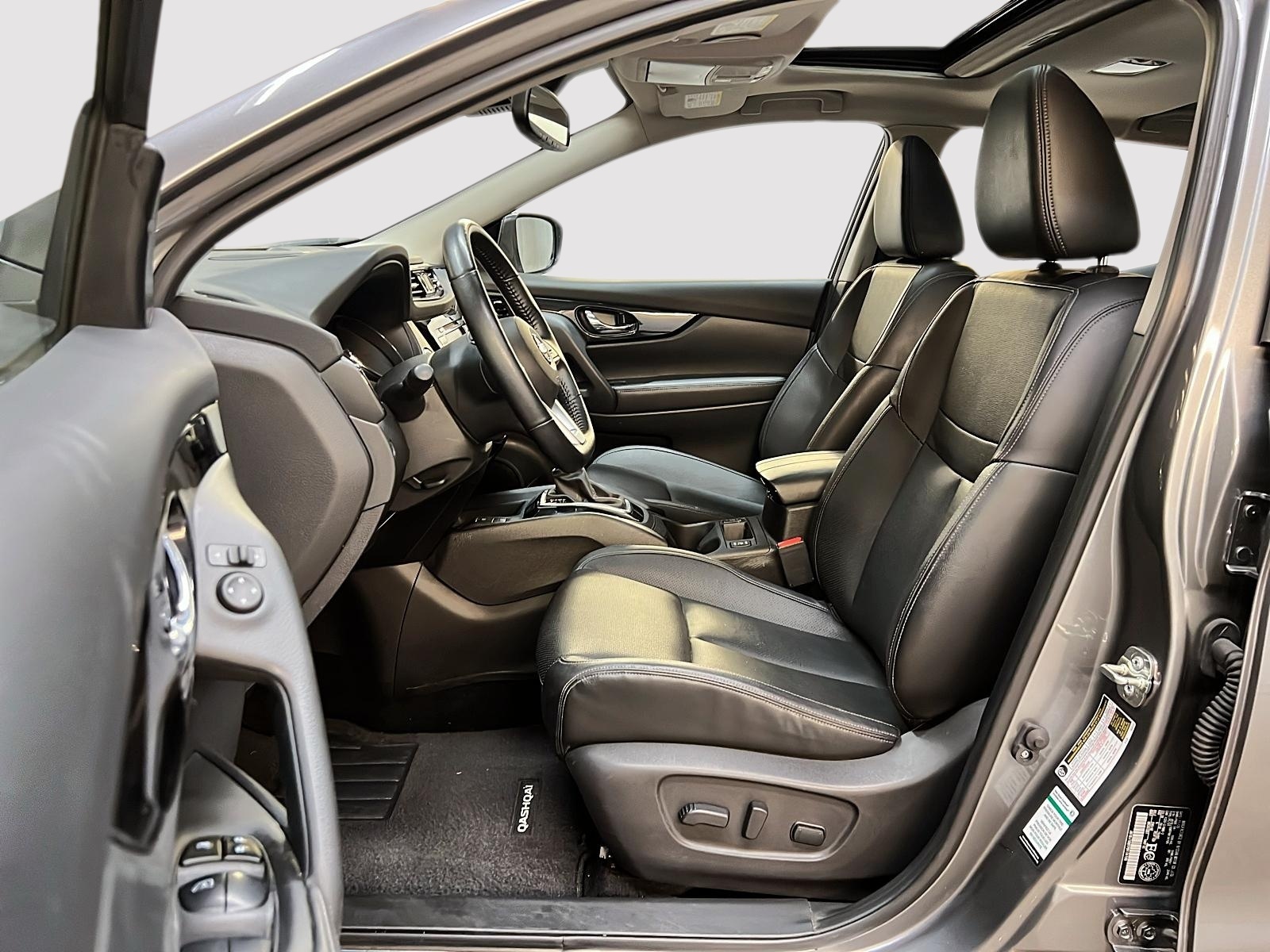 Nissan Qashqai SL PLATINUM CUIR TOIT NAV 4RM 2023 — photo 7