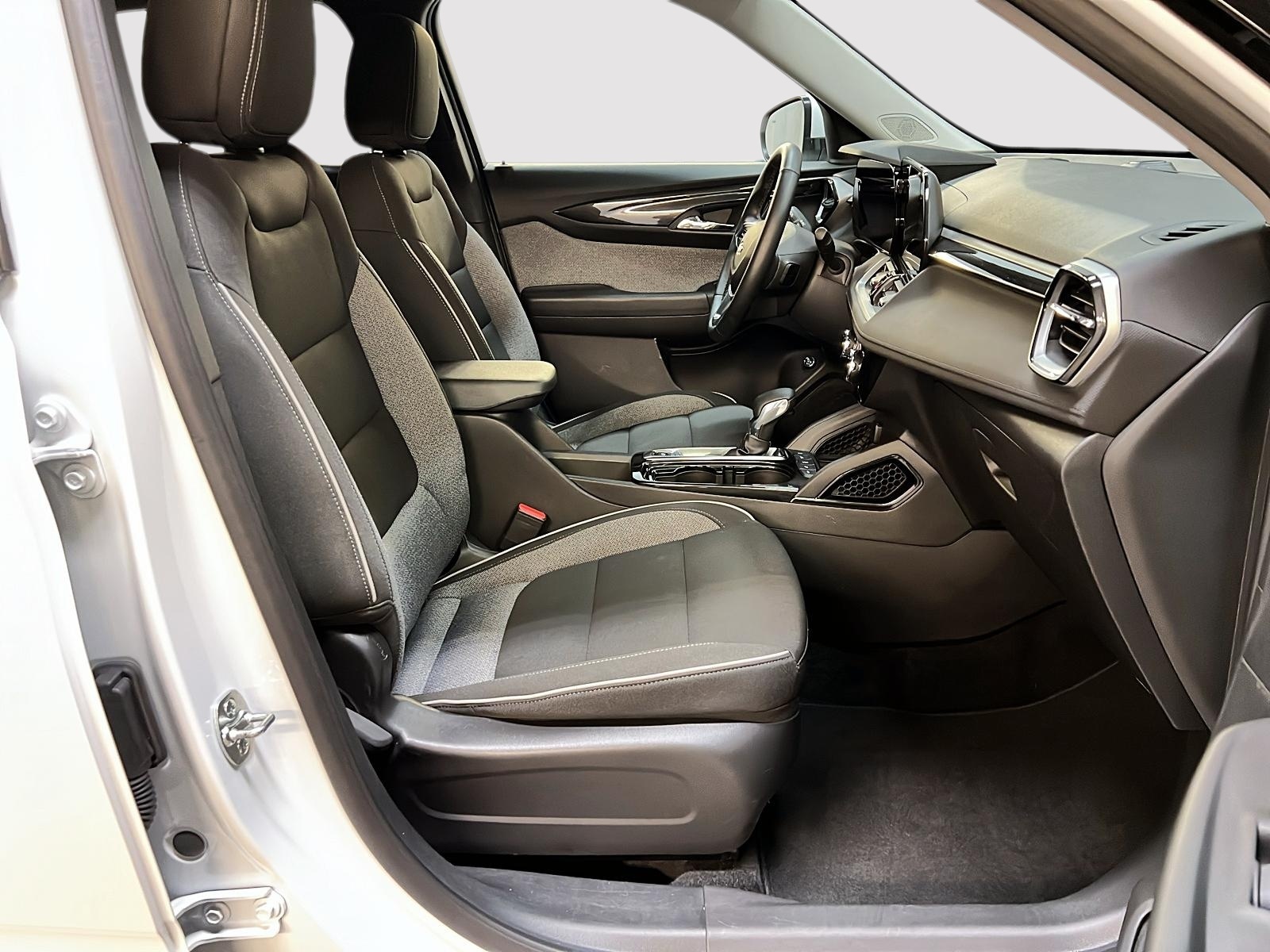 Chevrolet Trailblazer 1LT GR COMMODITÉ 4RM 2025 — photo 8