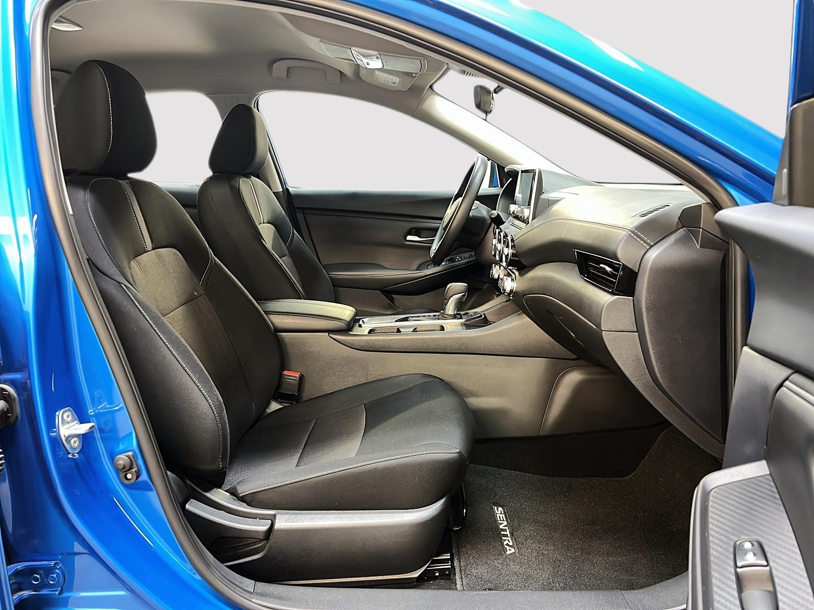 Nissan Sentra SV 2024 — photo 8