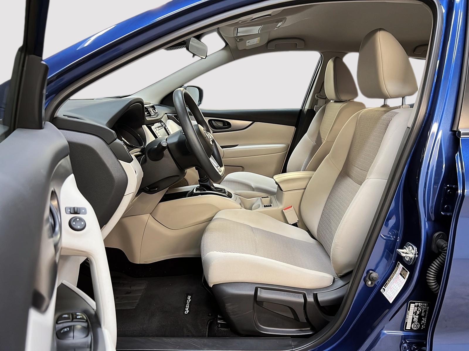 Nissan Qashqai S 4RM 2023 — photo 7