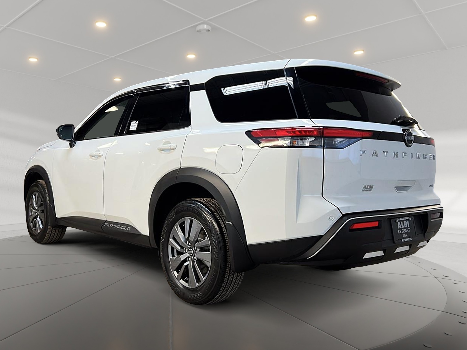 Nissan Pathfinder S 4RM 2025 — photo 6