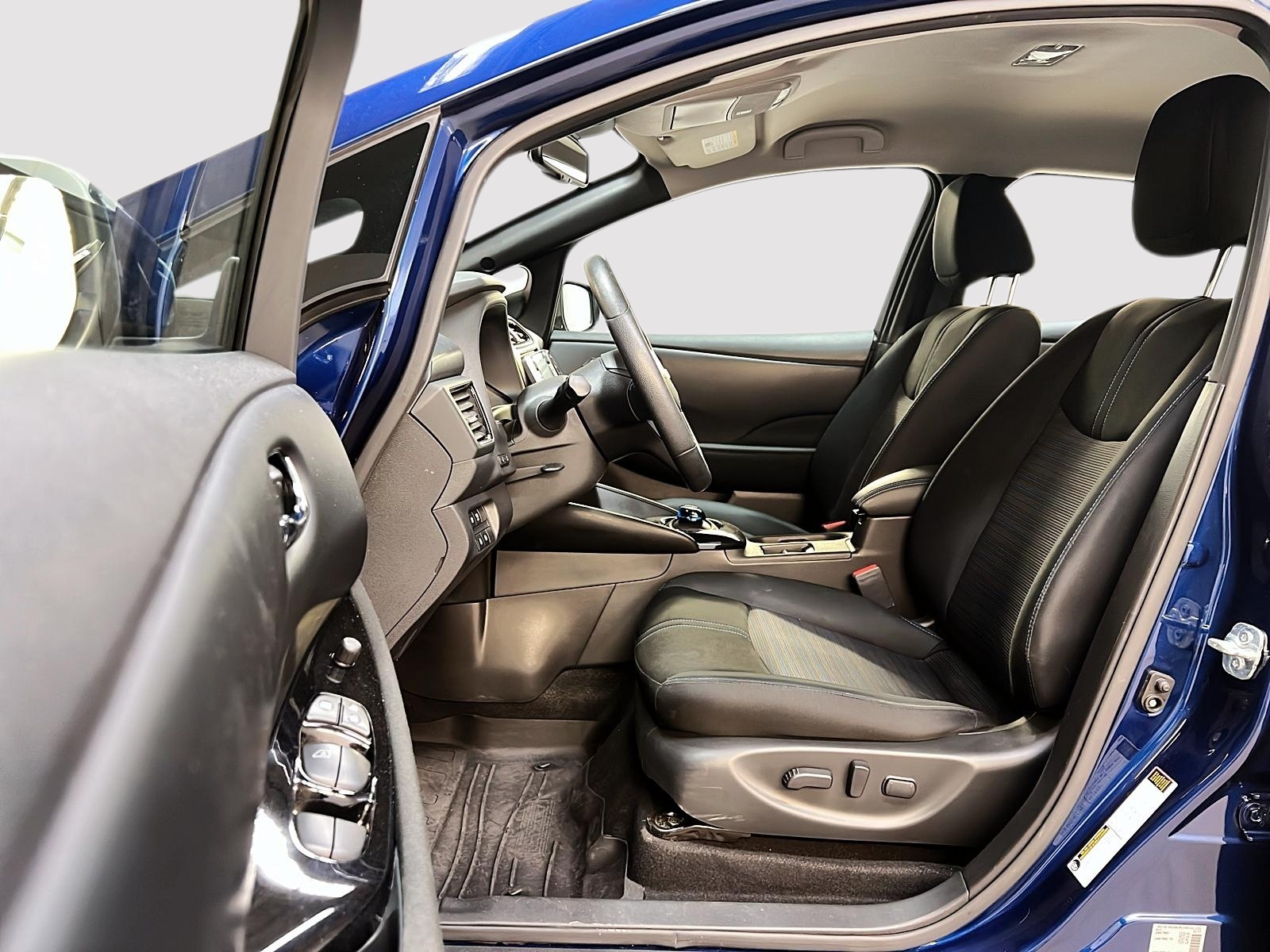 Nissan Leaf SV PLUS NAV 2024 — photo 7