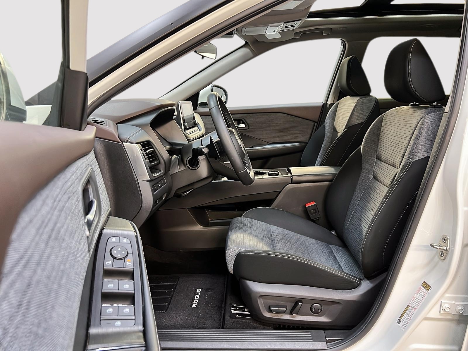 Nissan Rogue SV TOIT PANO 4RM 2023 — photo 7