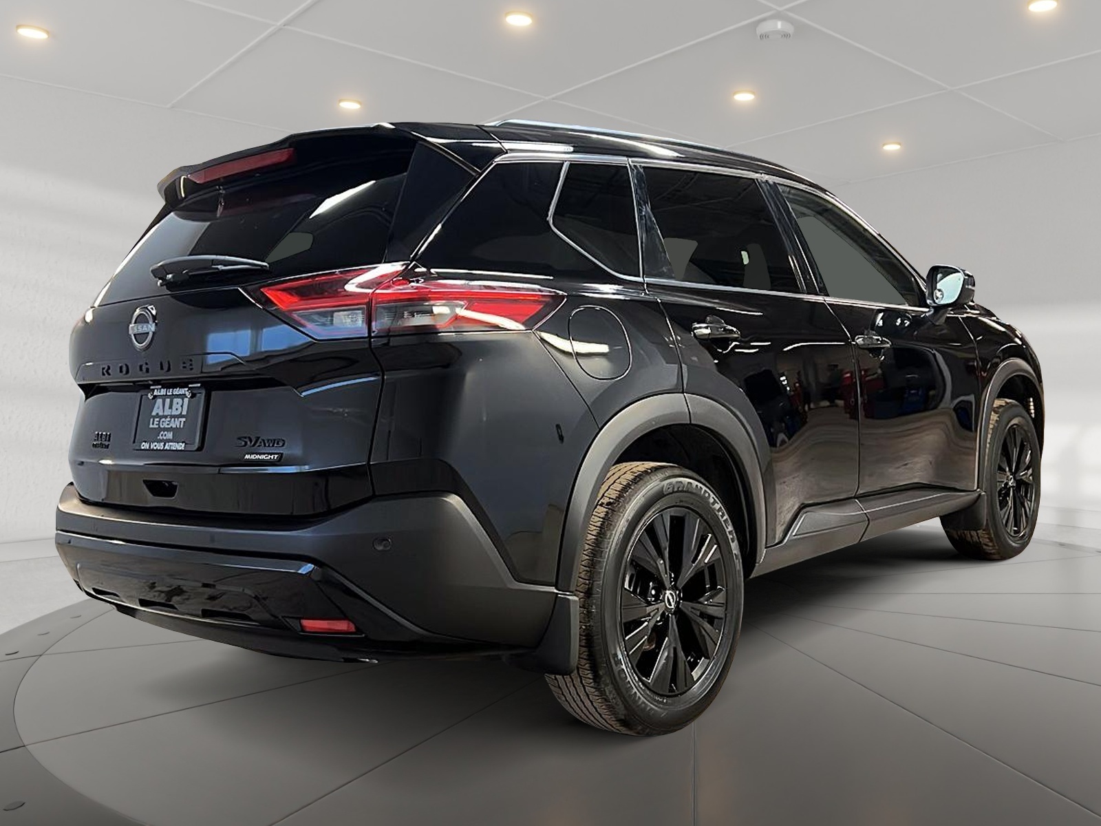 Nissan Rogue SV MIDNIGHT CUIR TOIT PANO 4RM 2023 — photo 4