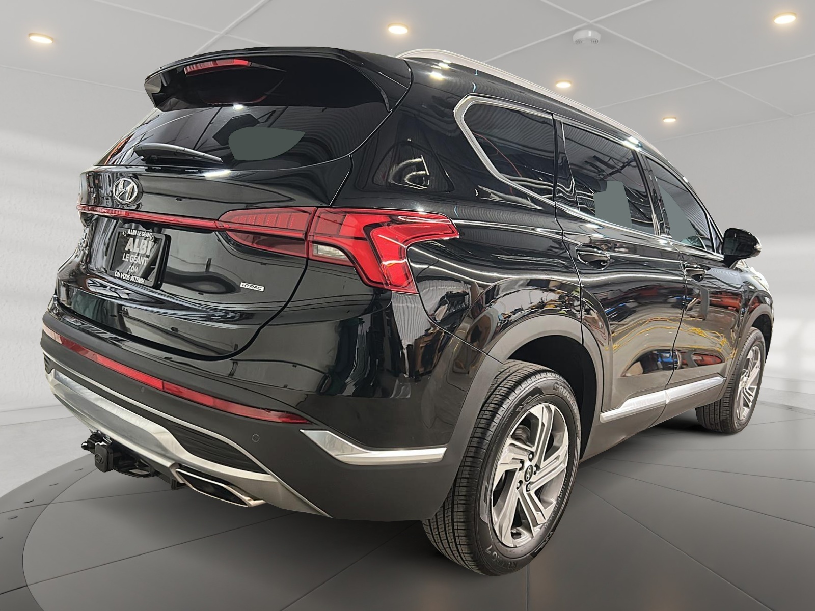 Hyundai Santa Fe PREFERRED TREND CUIR TOIT PANO NAV 4RM 2023 — photo 4
