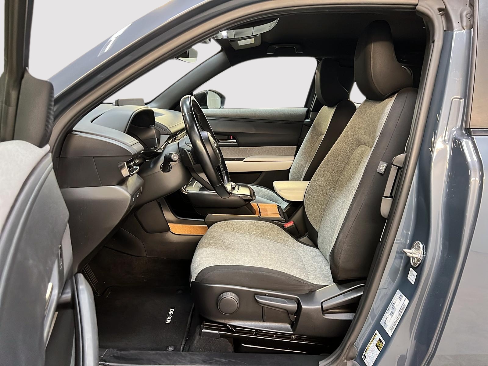 Mazda MX-30 GS NAV 2022 — photo 7