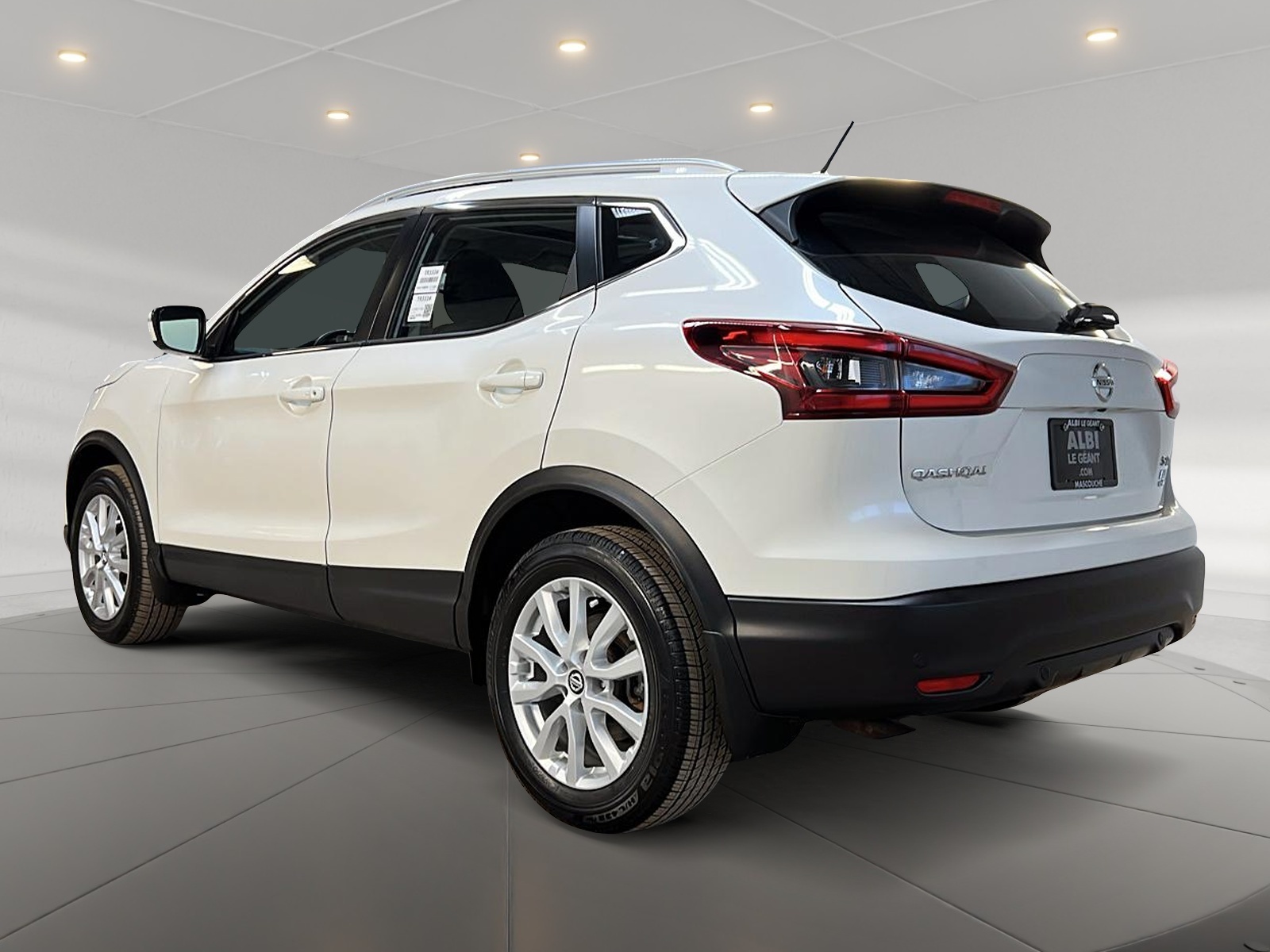 Nissan Qashqai SV TOIT 4RM 2023 — photo 6