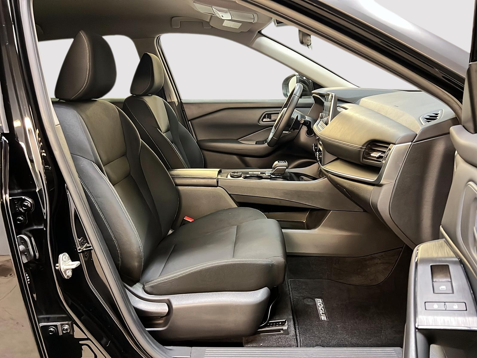 Nissan Rogue S 4RM 2024 — photo 8