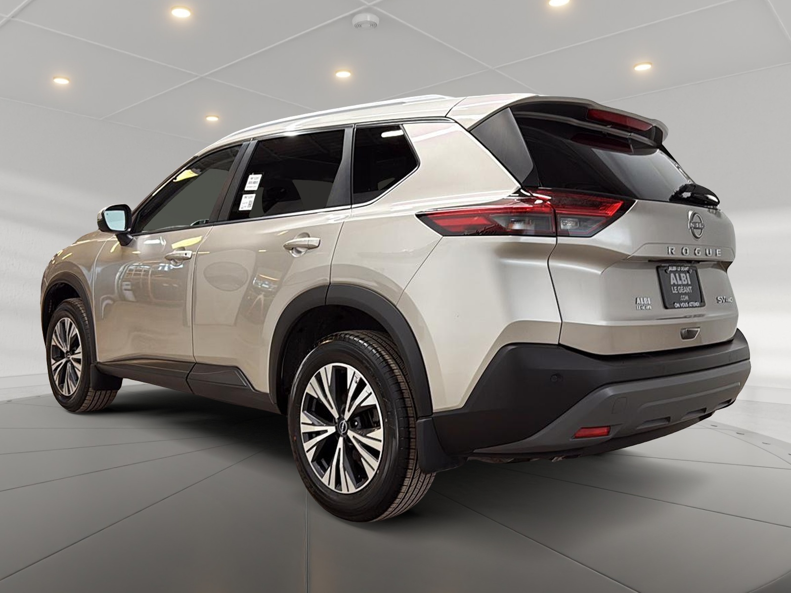 Nissan Rogue SV TOIT PANO 4RM 2023 — photo 6