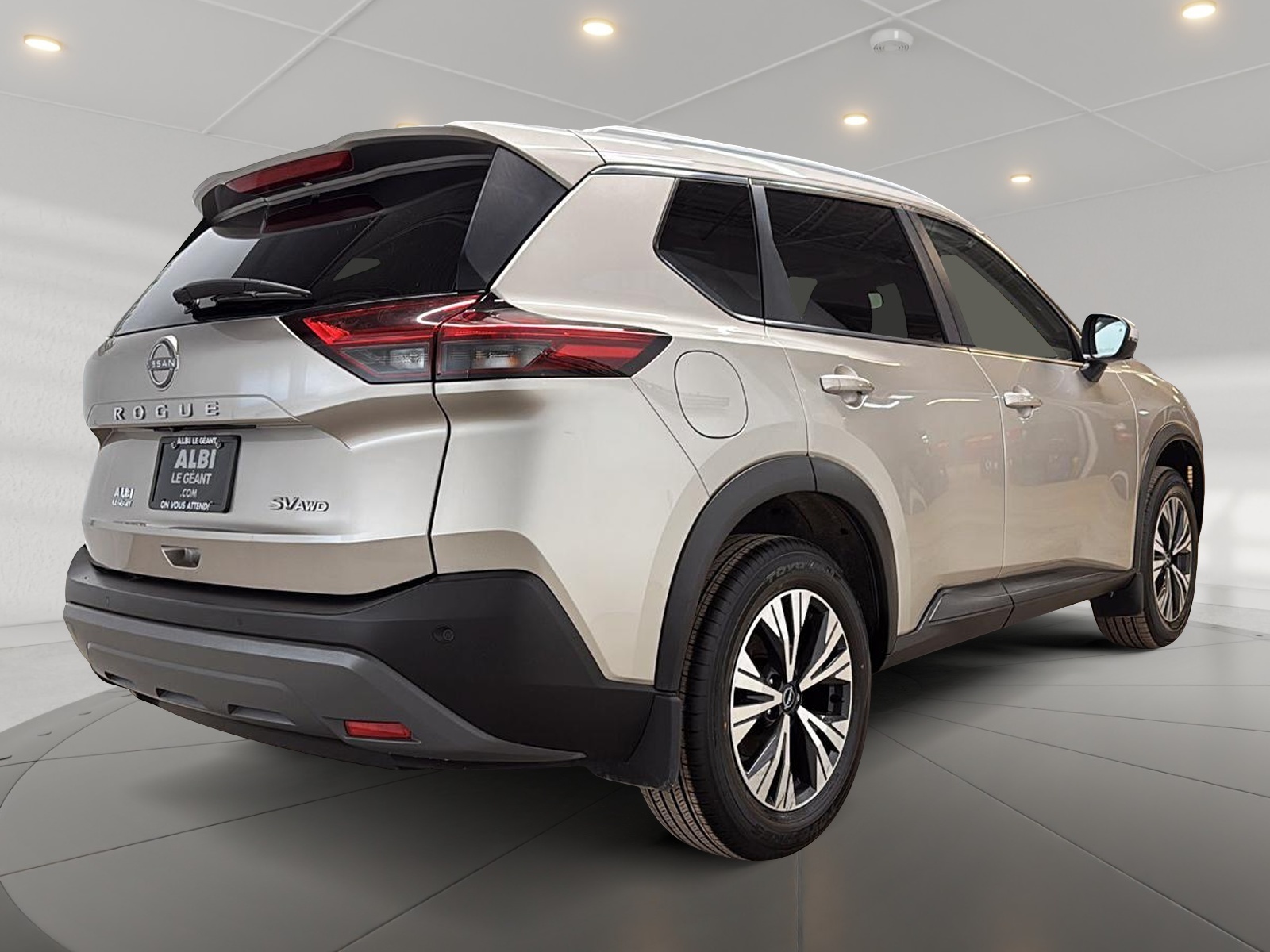 Nissan Rogue SV TOIT PANO 4RM 2023 — photo 4