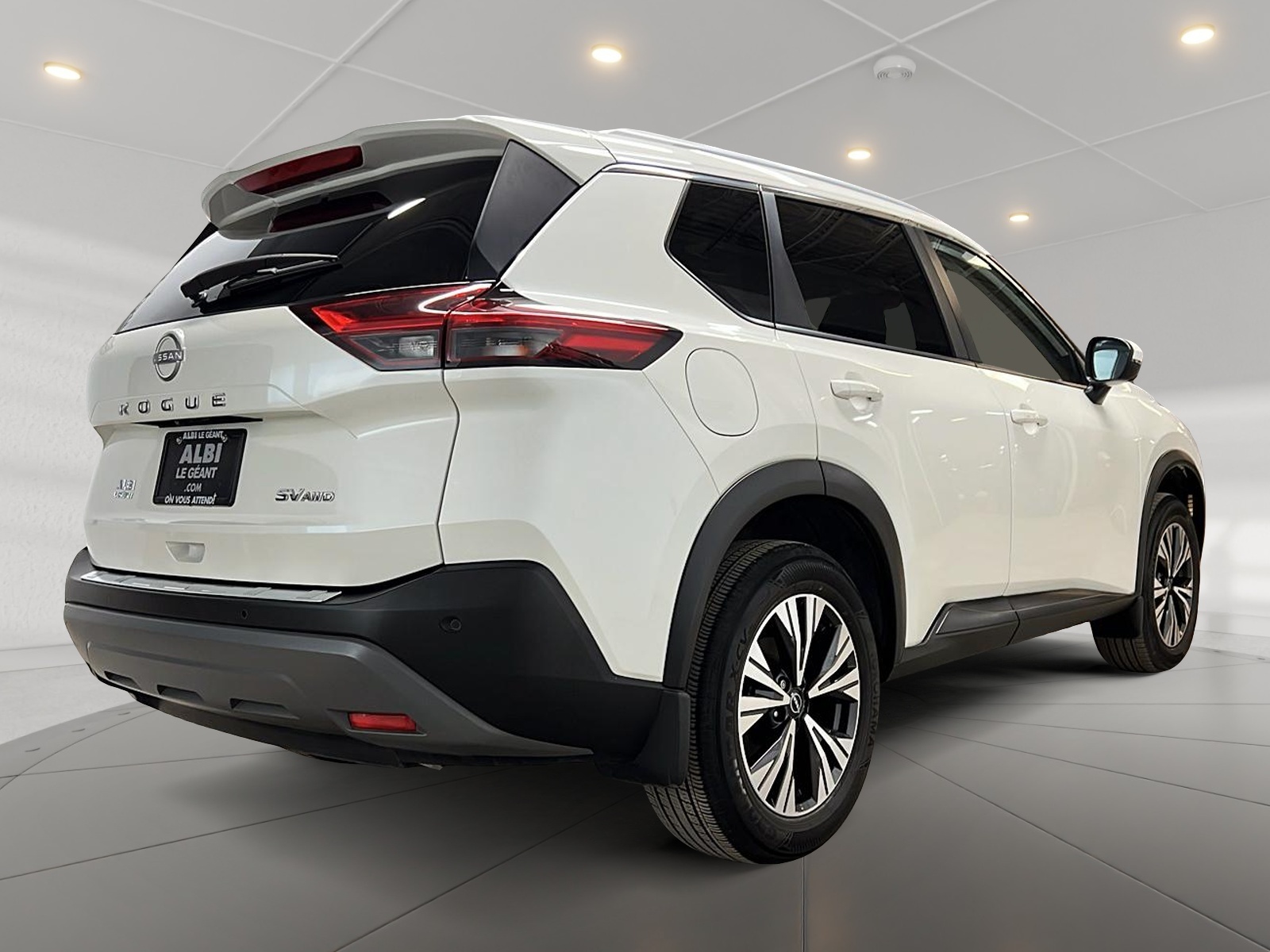 Nissan Rogue SV TOIT PANO 4RM 2023 — photo 4
