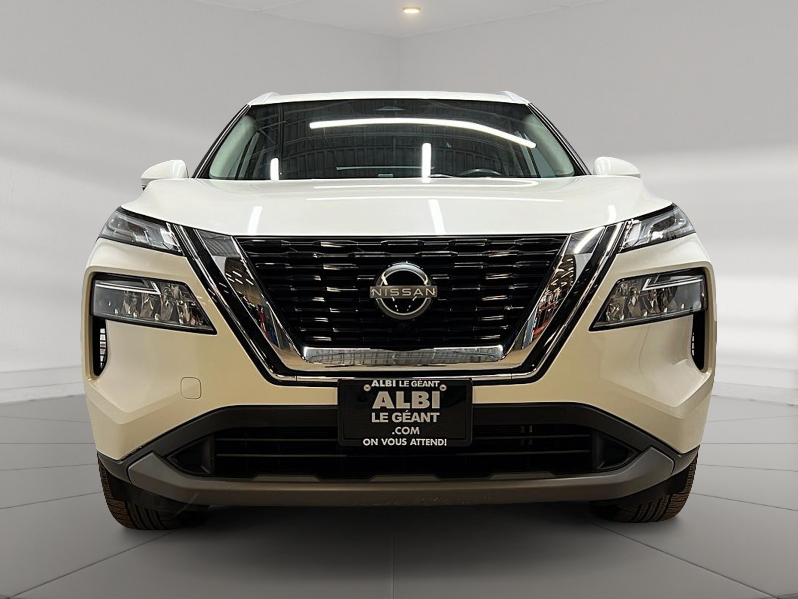 Nissan Rogue SV TOIT PANO 4RM 2023 — photo 2