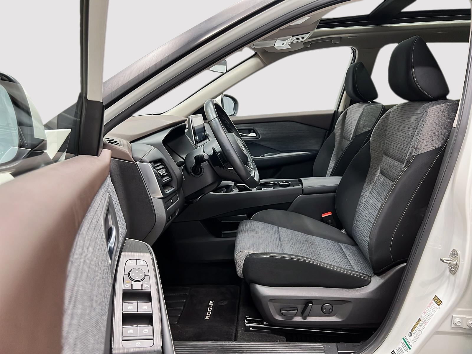 Nissan Rogue SV TOIT PANO 4RM 2023 — photo 7