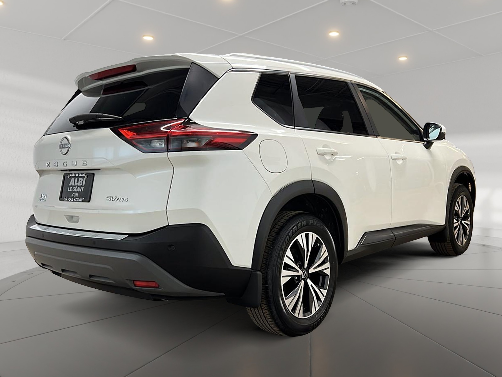 Nissan Rogue SV TOIT PANO 4RM 2023 — photo 4