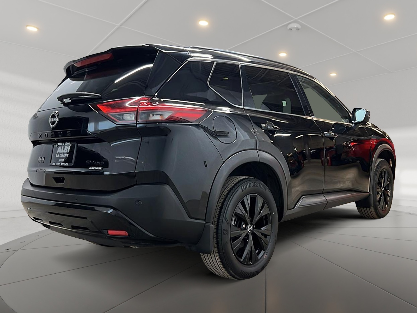 Nissan Rogue SV MIDNIGHT CUIR TOIT PANO 4RM 2023 — photo 4