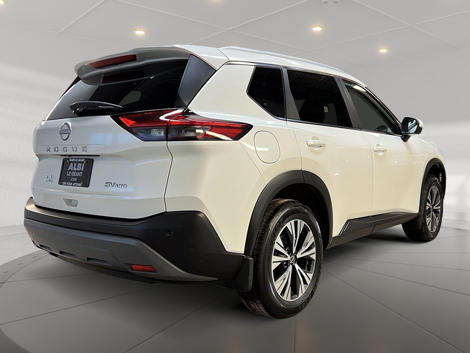 Nissan Rogue SV TOIT PANO 4RM 2023 — photo 4