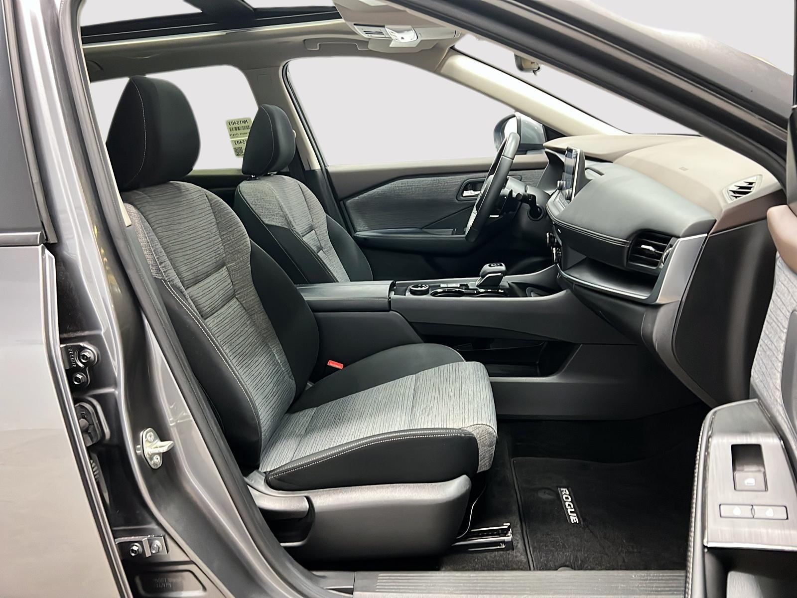 Nissan Rogue SV TOIT PANO 4RM 2023 — photo 8