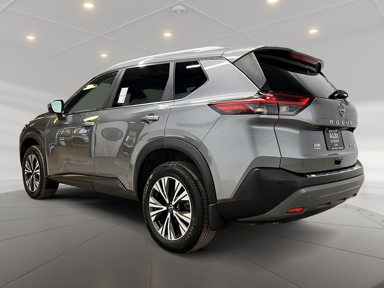 Nissan Rogue SV TOIT PANO 4RM 2023 — photo 6