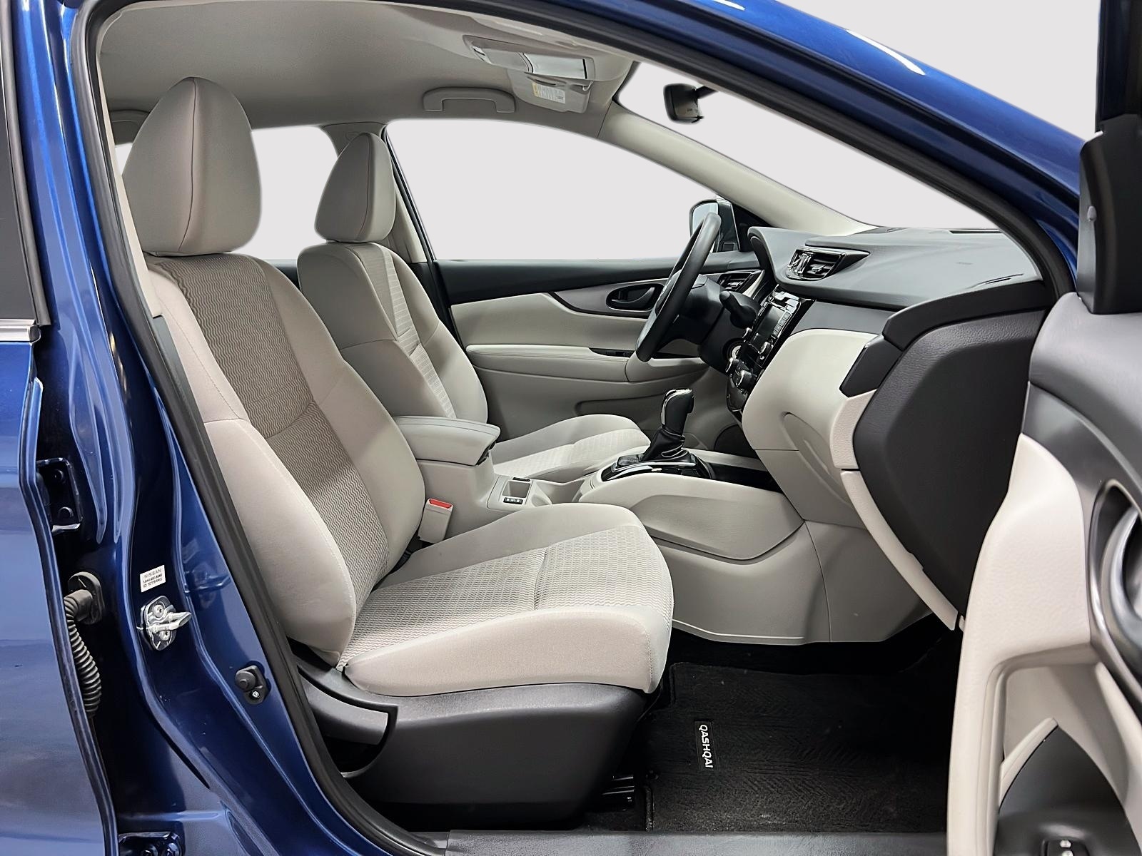 Nissan Qashqai S 4RM 2023 — photo 8