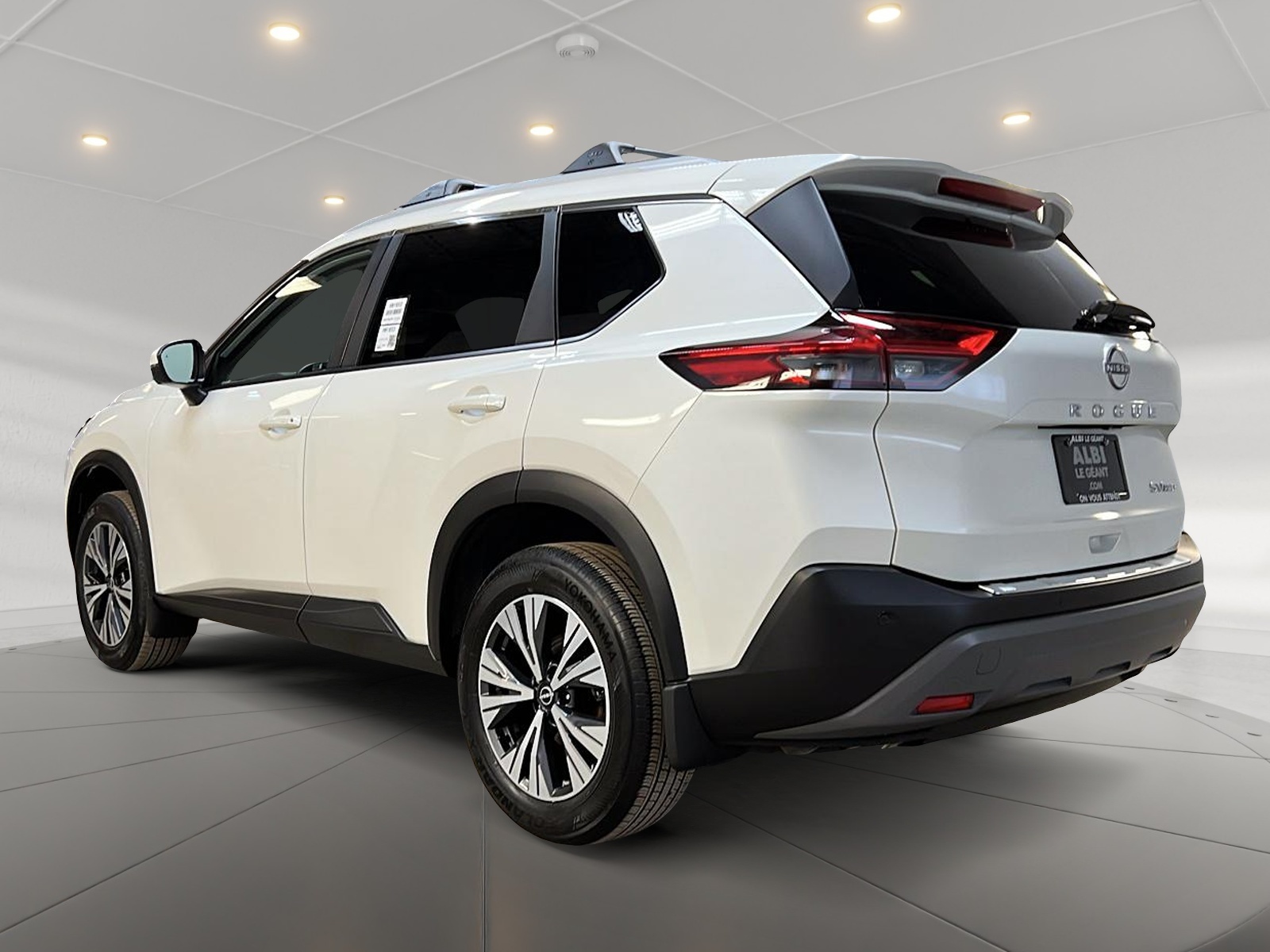 Nissan Rogue SV TOIT PANO 4RM 2023 — photo 6