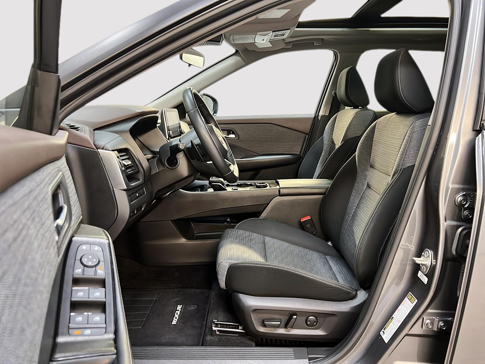 Nissan Rogue SV TOIT PANO 4RM 2023 — photo 7