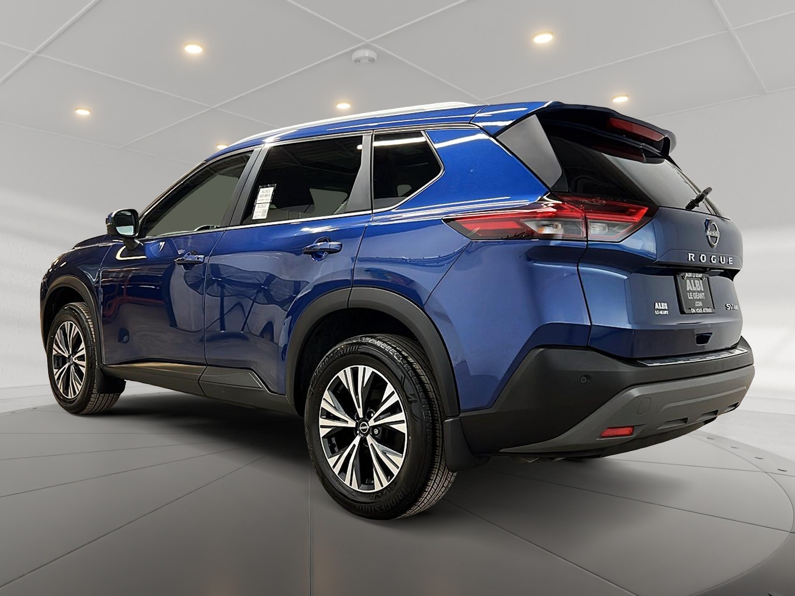 Nissan Rogue SV TOIT PANO 4RM 2023 — photo 6