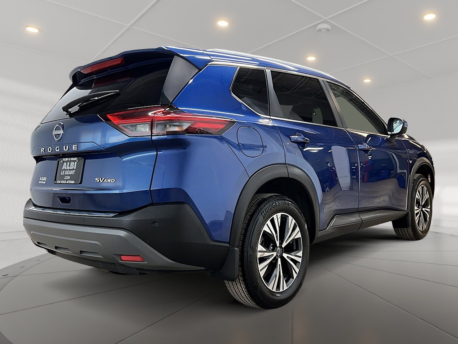 Nissan Rogue SV TOIT PANO 4RM 2023 — photo 4