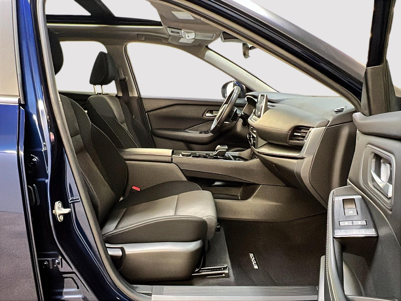 Nissan Rogue SV TOIT PANO 4RM 2024 — photo 8