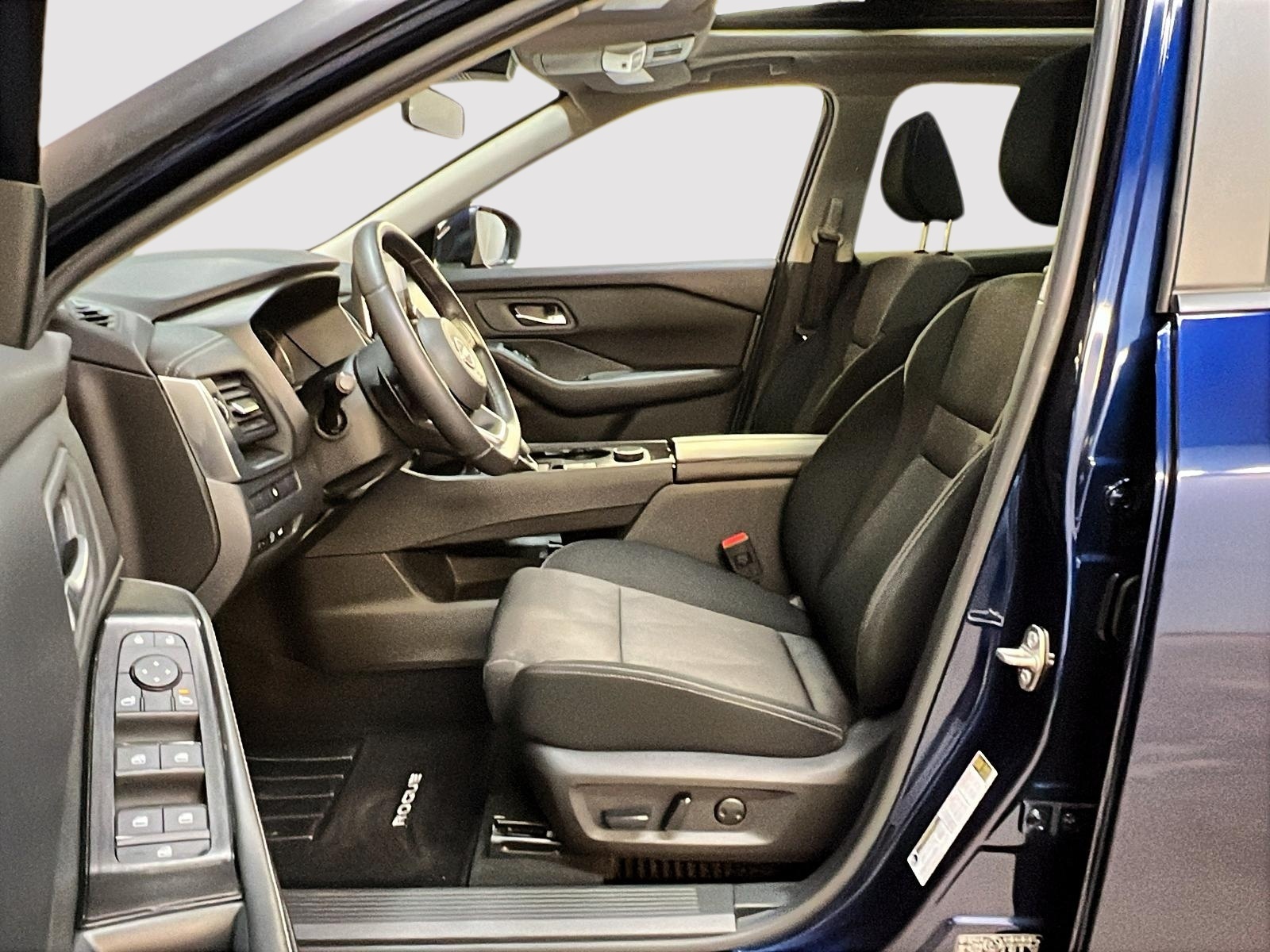 Nissan Rogue SV TOIT PANO 4RM 2024 — photo 7