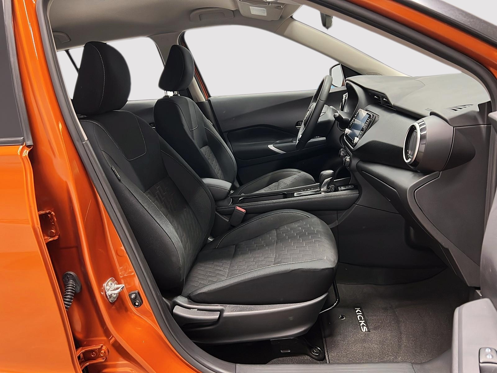 Nissan Kicks SV 2024 — photo 8