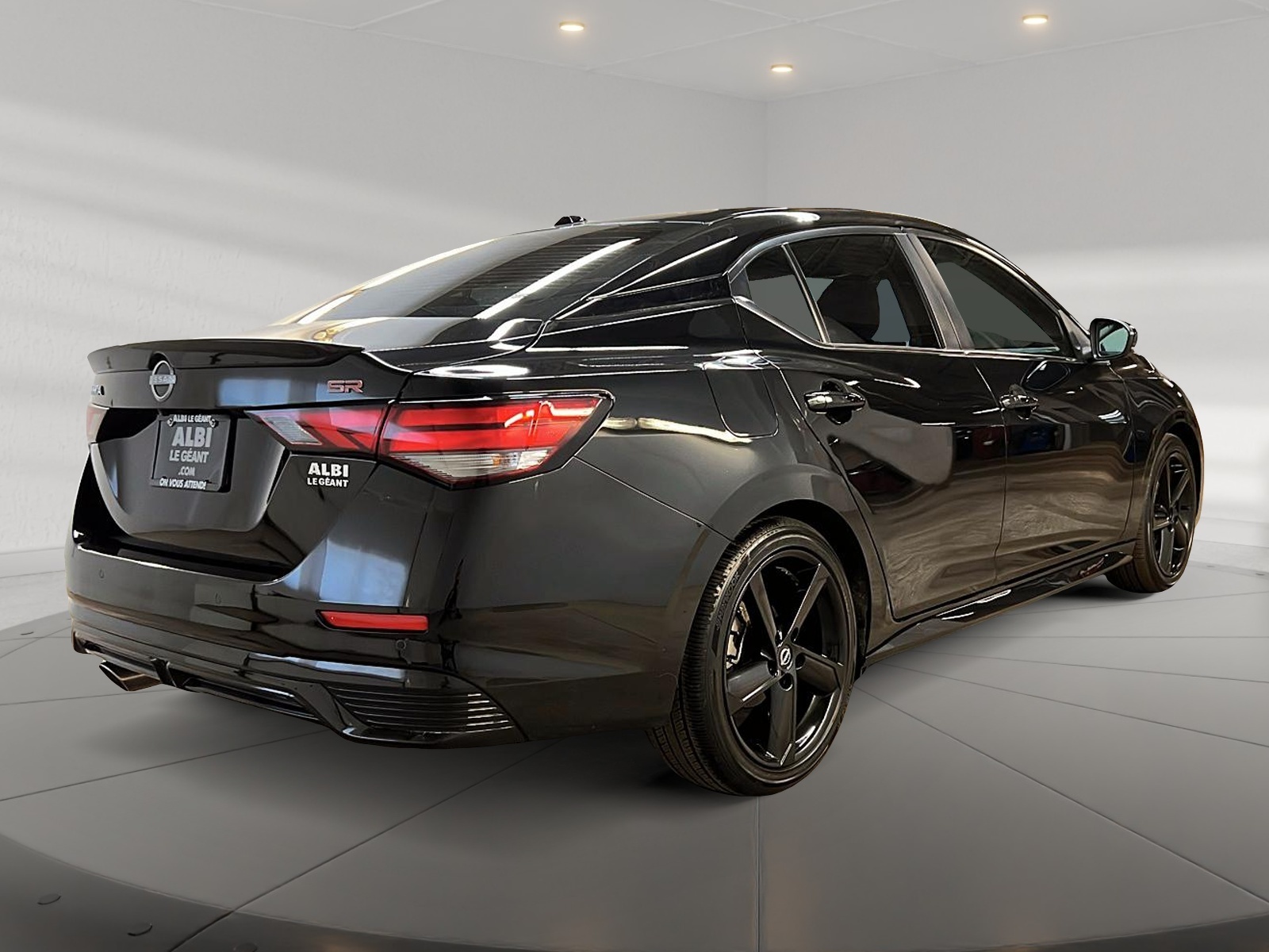 Nissan Sentra SR TOIT 2024 — photo 4