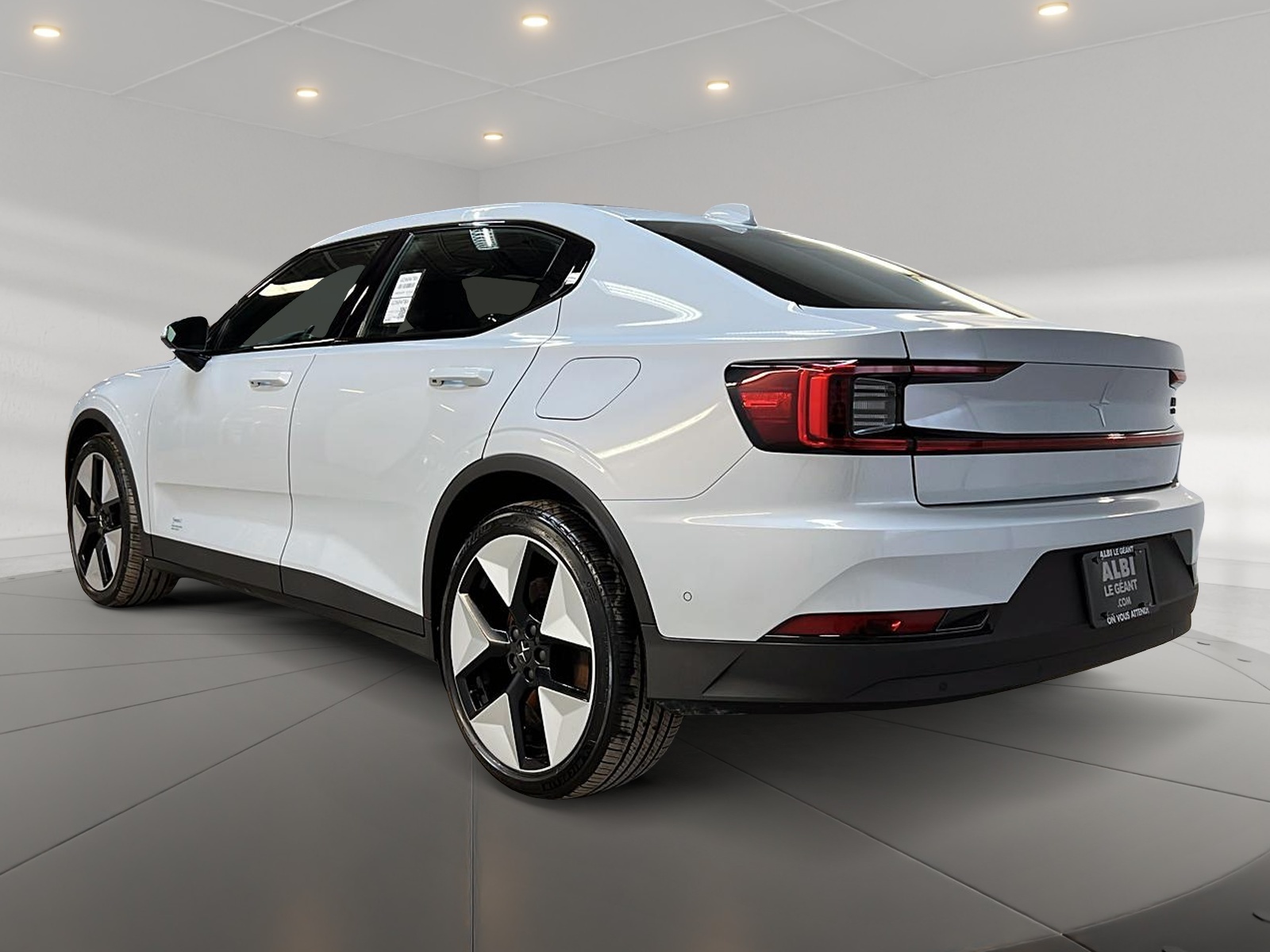 Polestar Polestar 2 LONG RANGE DUAL MOTOR TOIT PANO NAV 4RM 2023 — photo 6