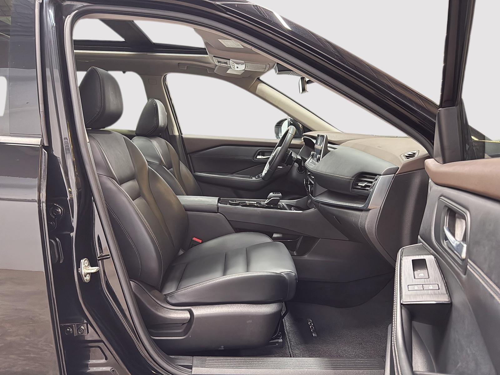 Nissan Rogue SV MIDNIGHT CUIR TOIT PANO 4RM 2023 — photo 8